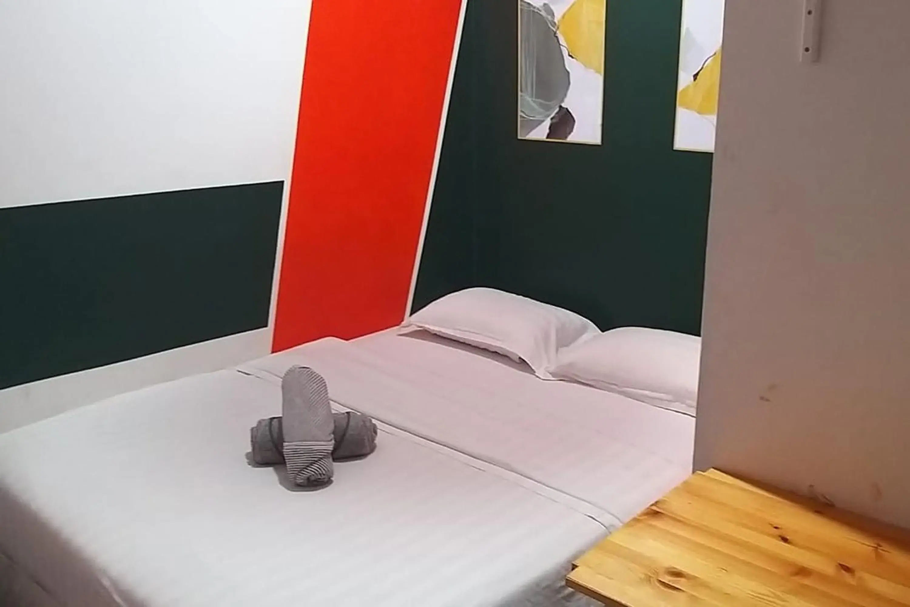 Deluxe Queen Room in BR Parklands Hotel Deluxe Queen Room in BR Parklands Hotel