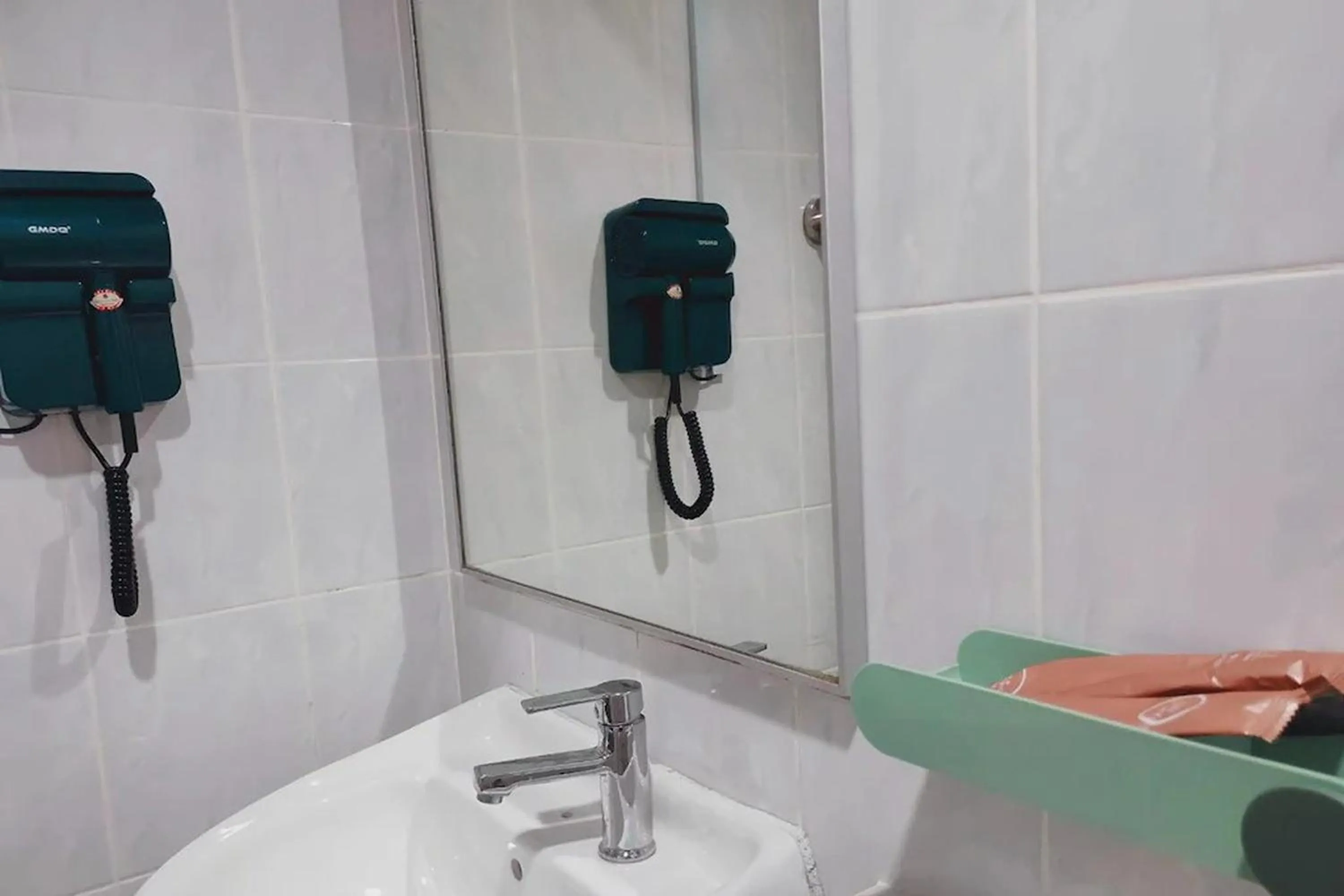 Bathroom in BR Parklands Hotel