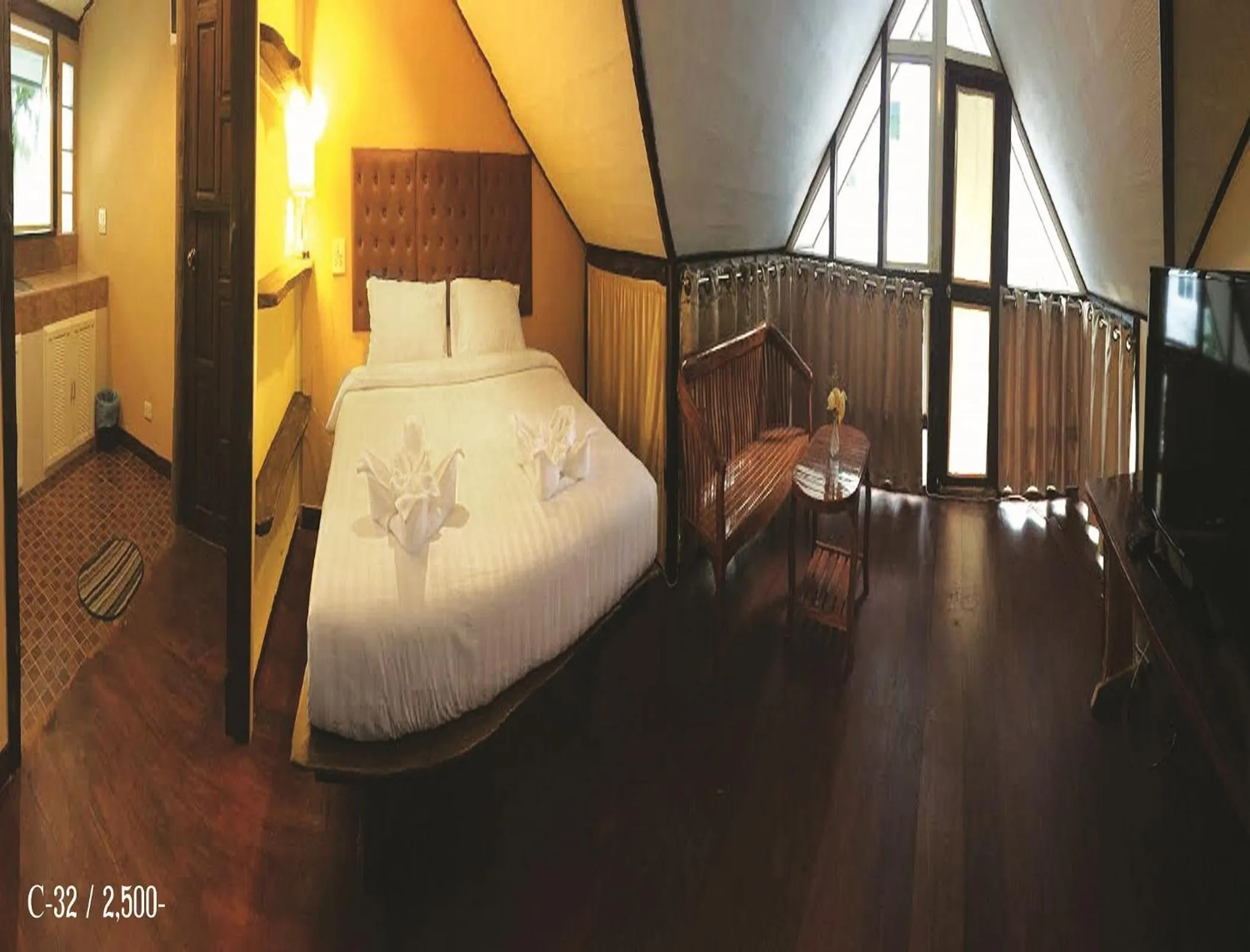 Bed in Rao Ga Khao Resort