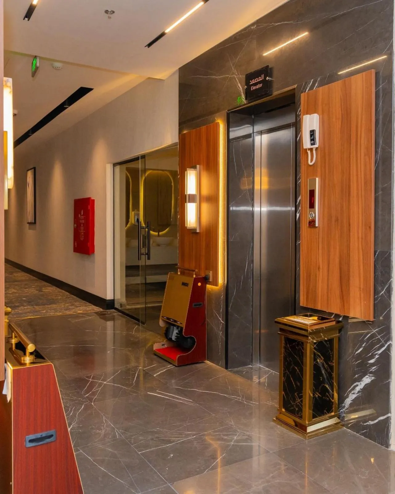 elevator in Daif Inn Serviced Apartments - Jaber