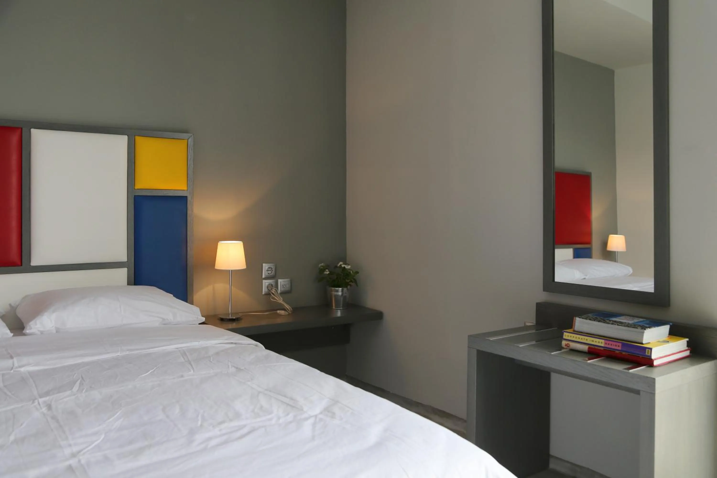 Bedroom, Bed in Design Architectonika