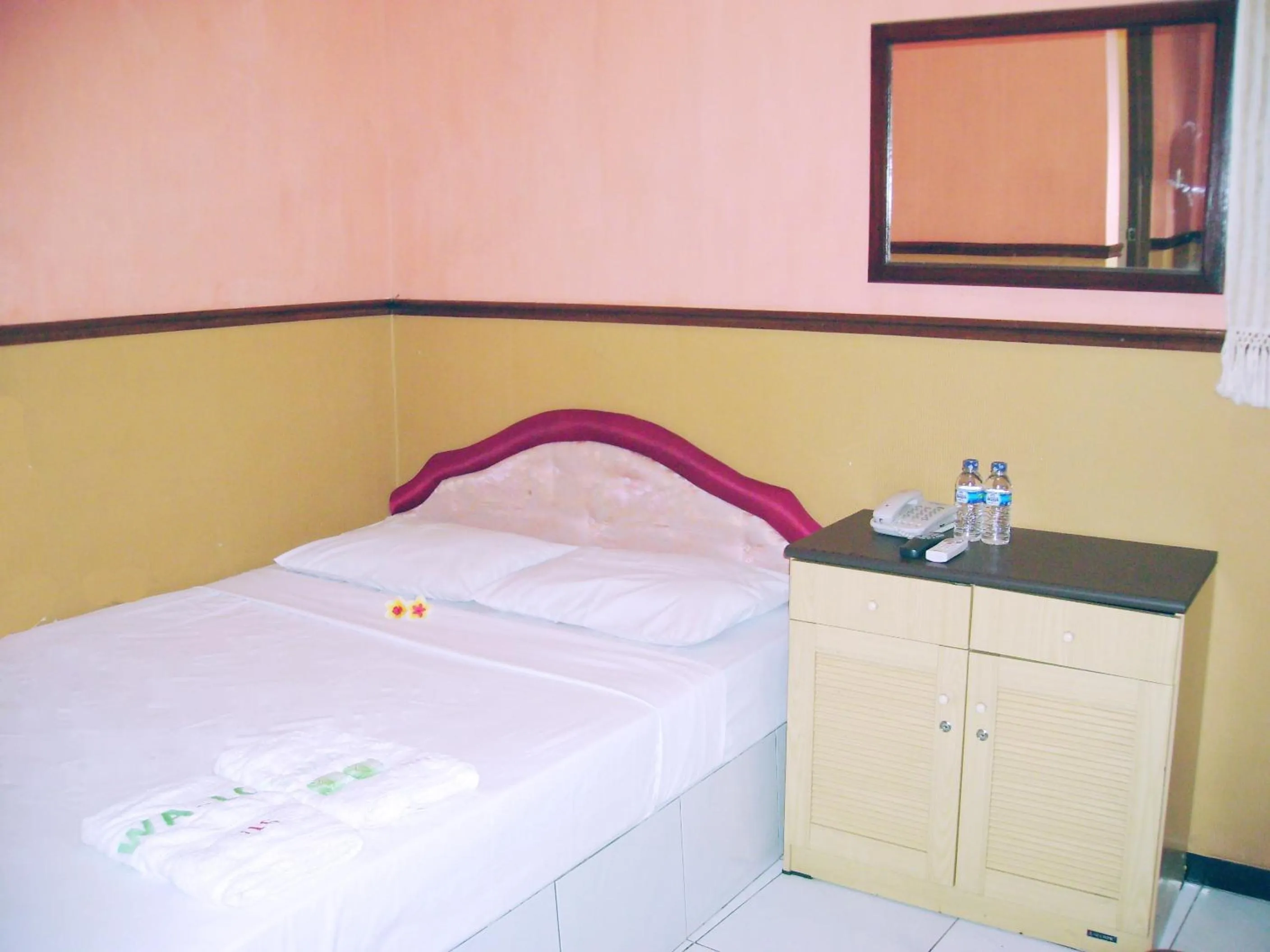 Bed in Swaloh Resort & Spa