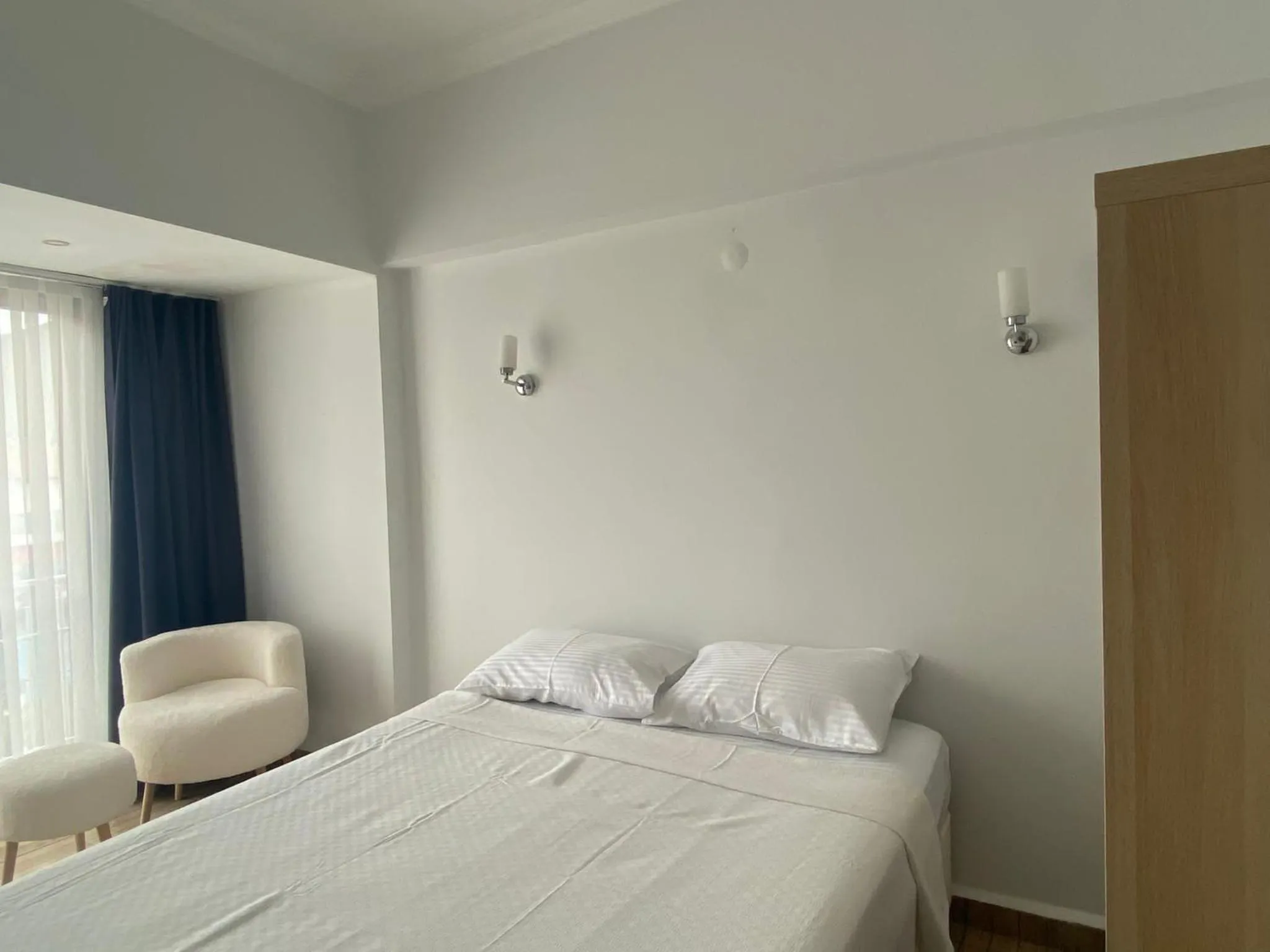 Bed in Bouvardia Inn