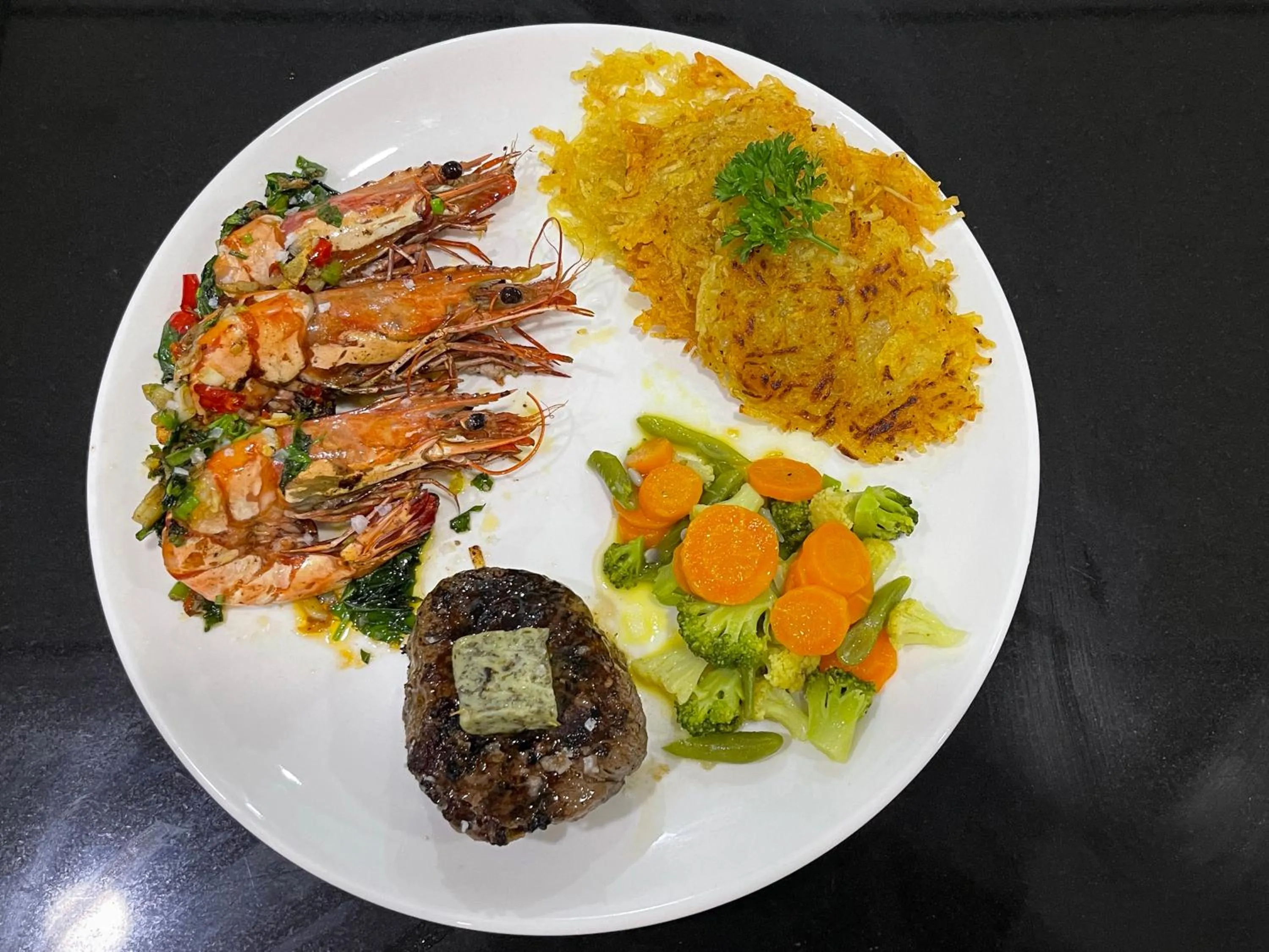 Restaurant/places to eat in Parrot Resort Moalboal