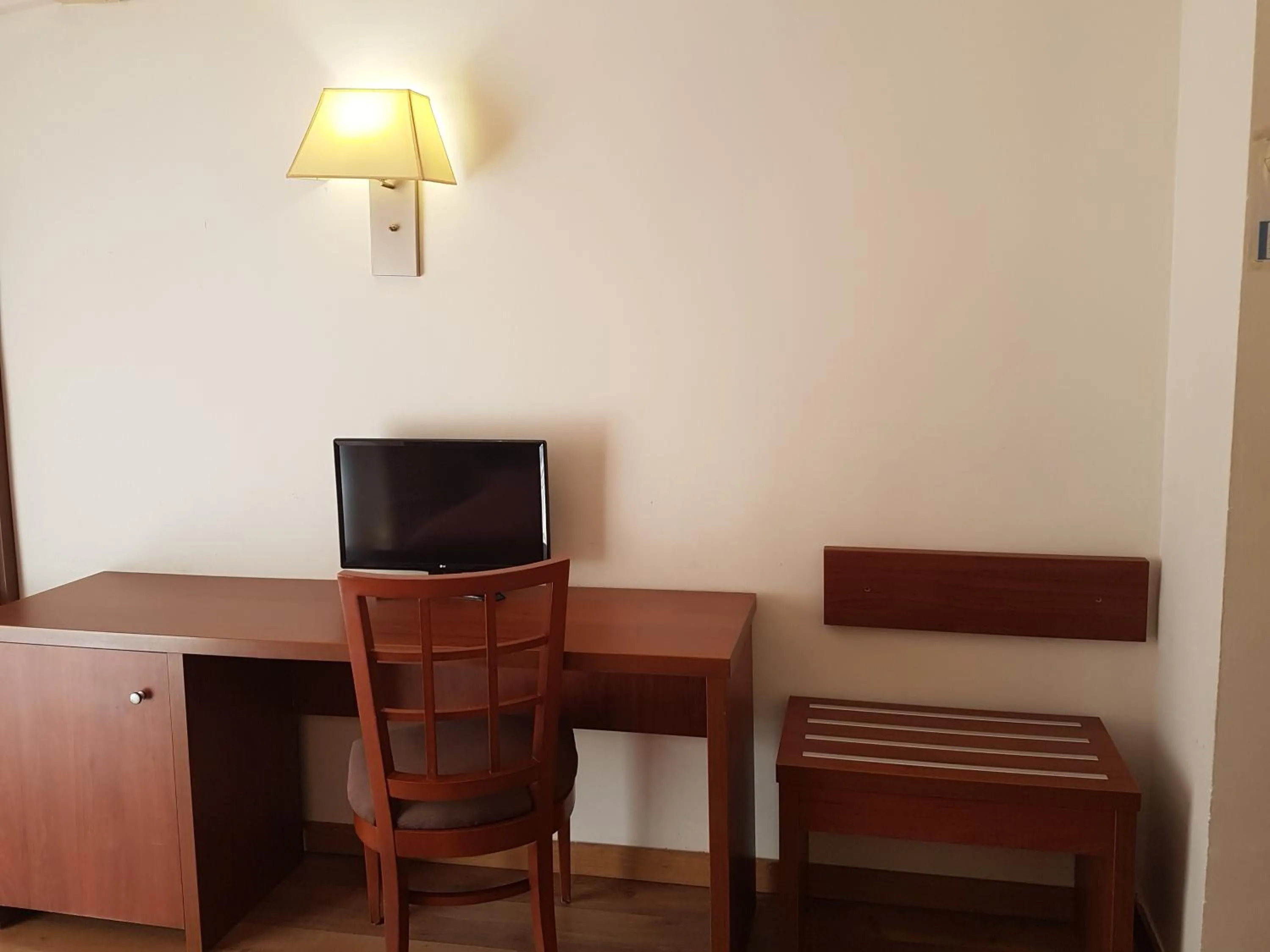 Bedroom in Hotel Mayna