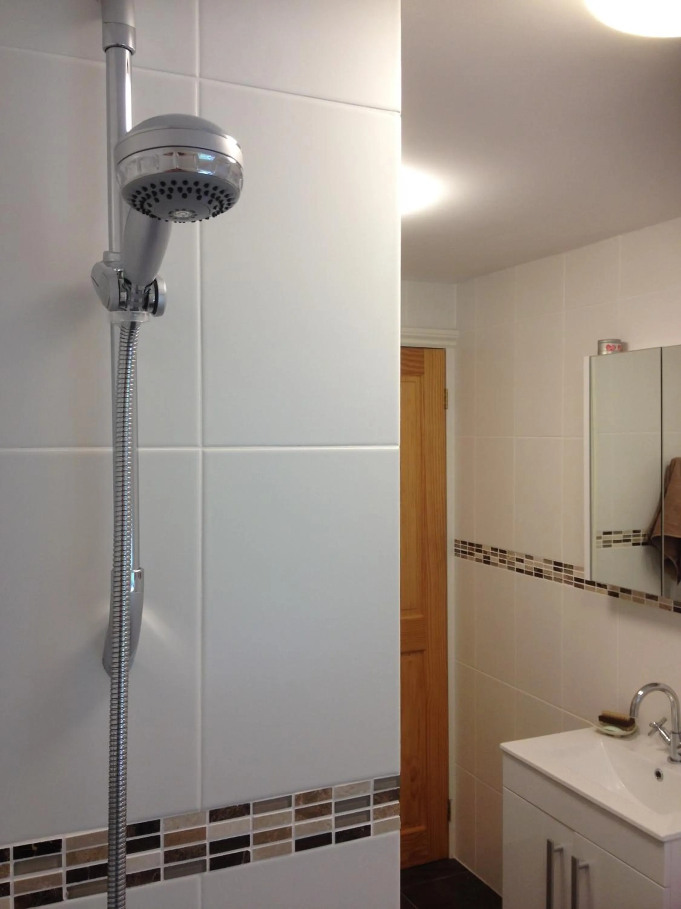 Shower in Westwaterhead