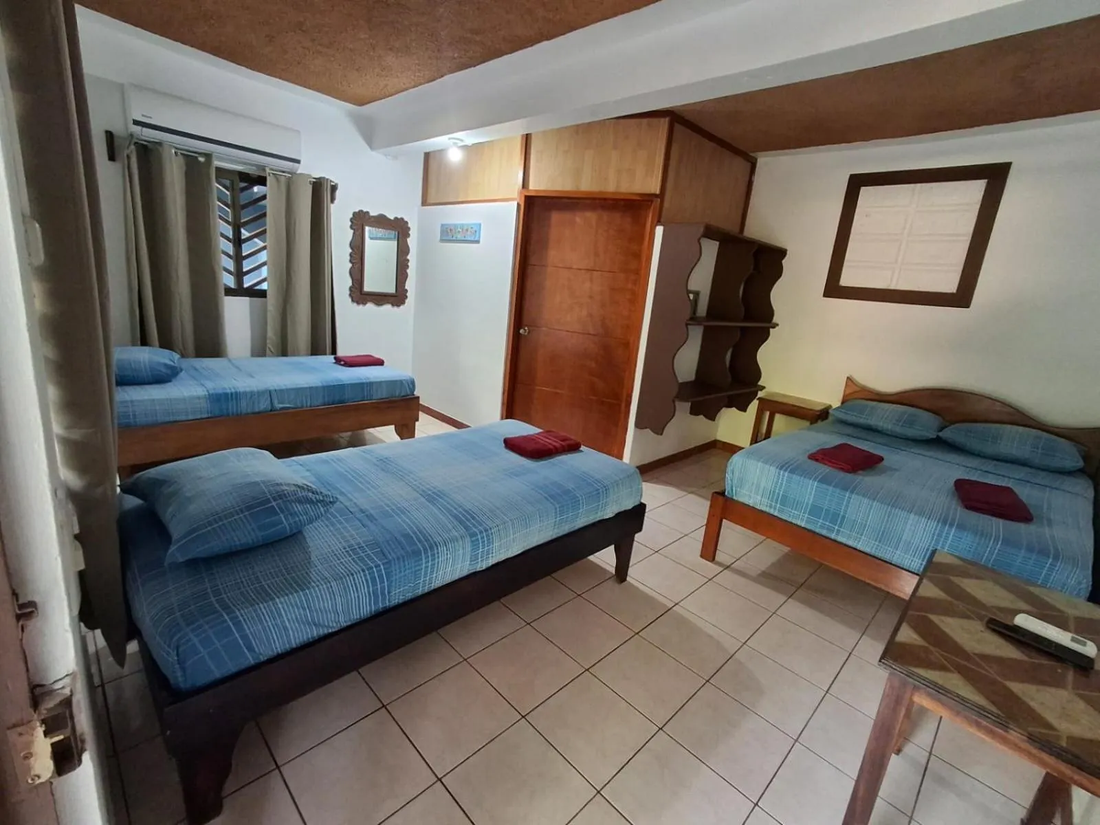 Bed in Hotel Marielos Tamarindo