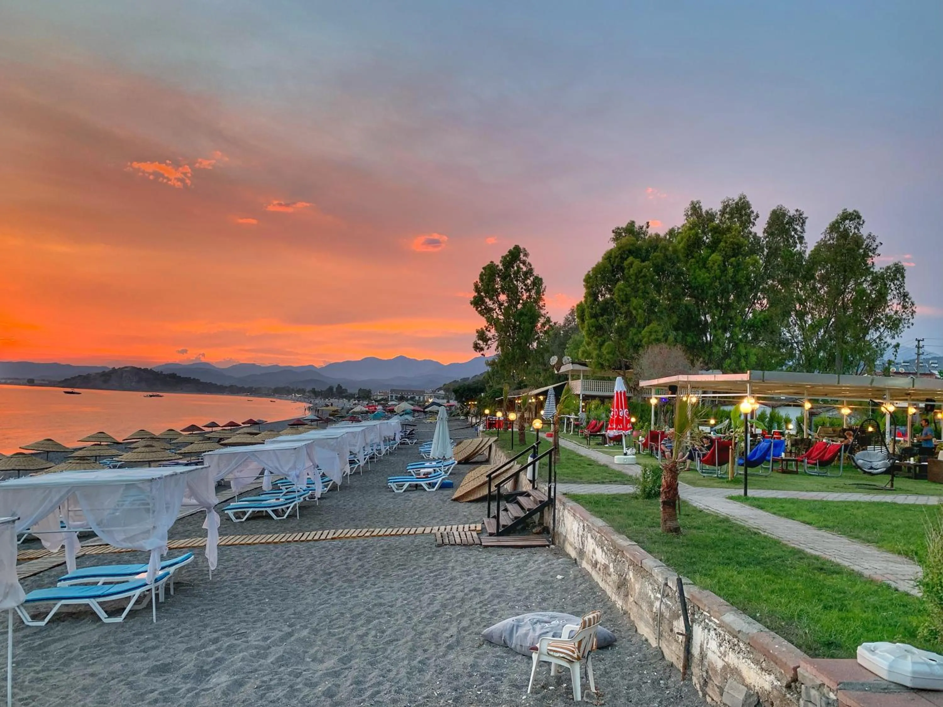 Restaurant/places to eat in Yücel Hotel