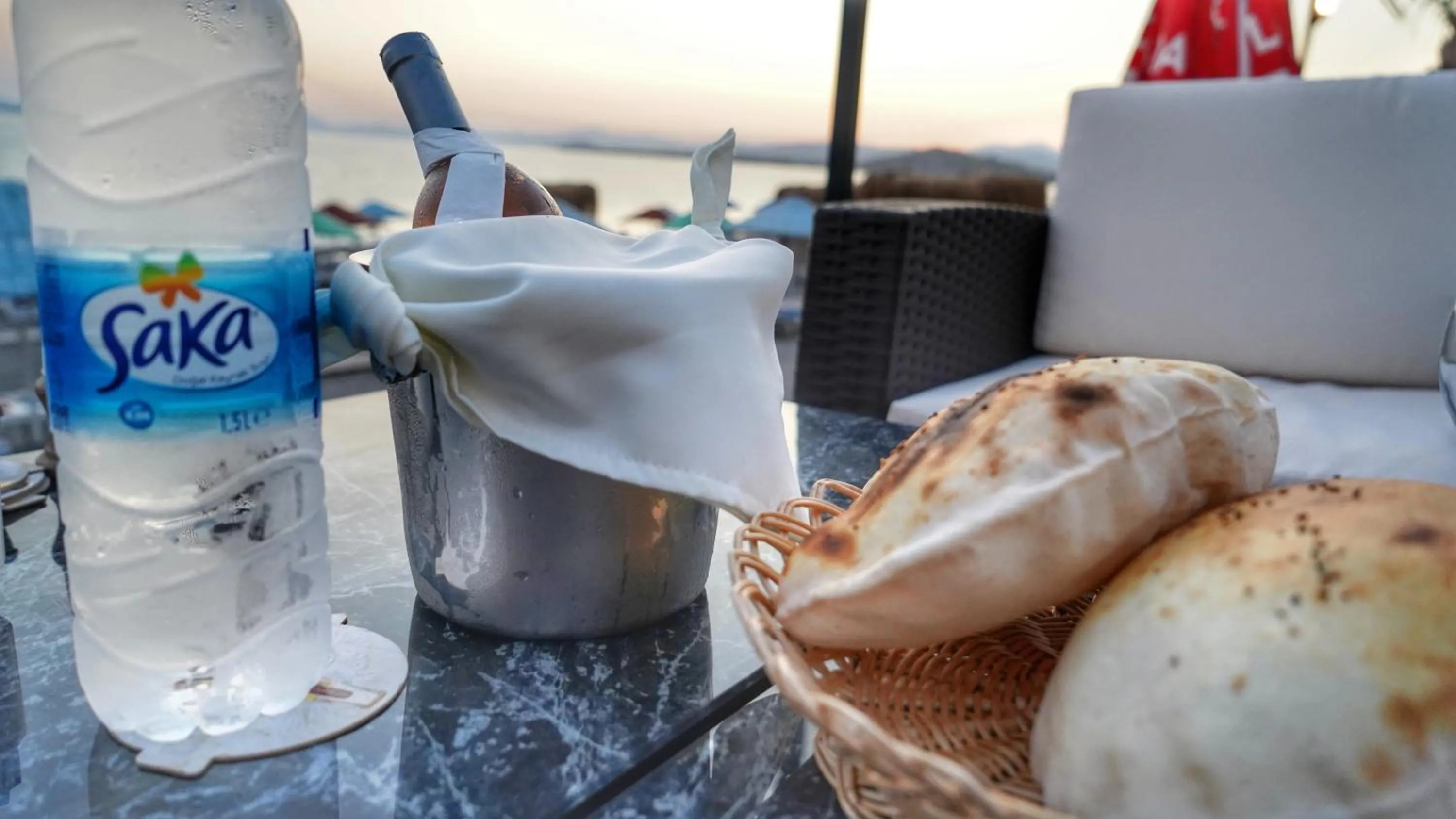 Food and drinks in Yücel Hotel