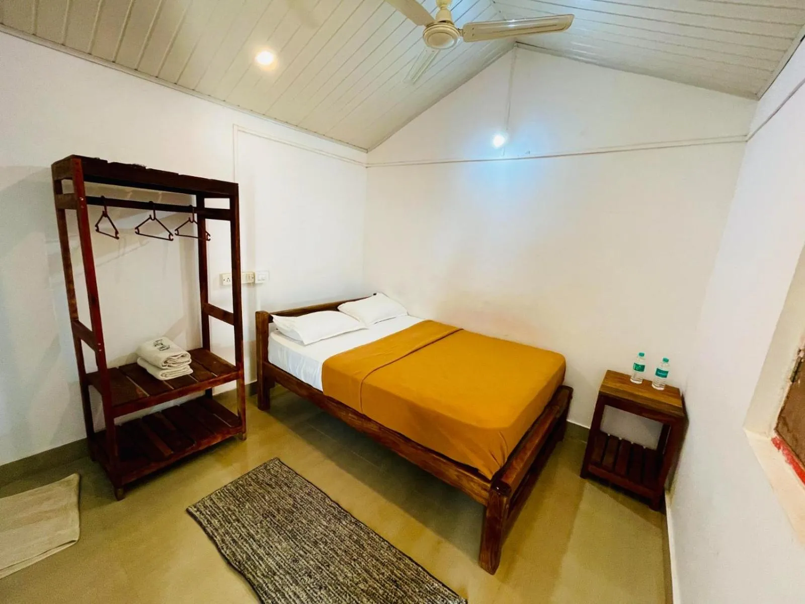 Bed in The Meraki Beach Resort Gokarna