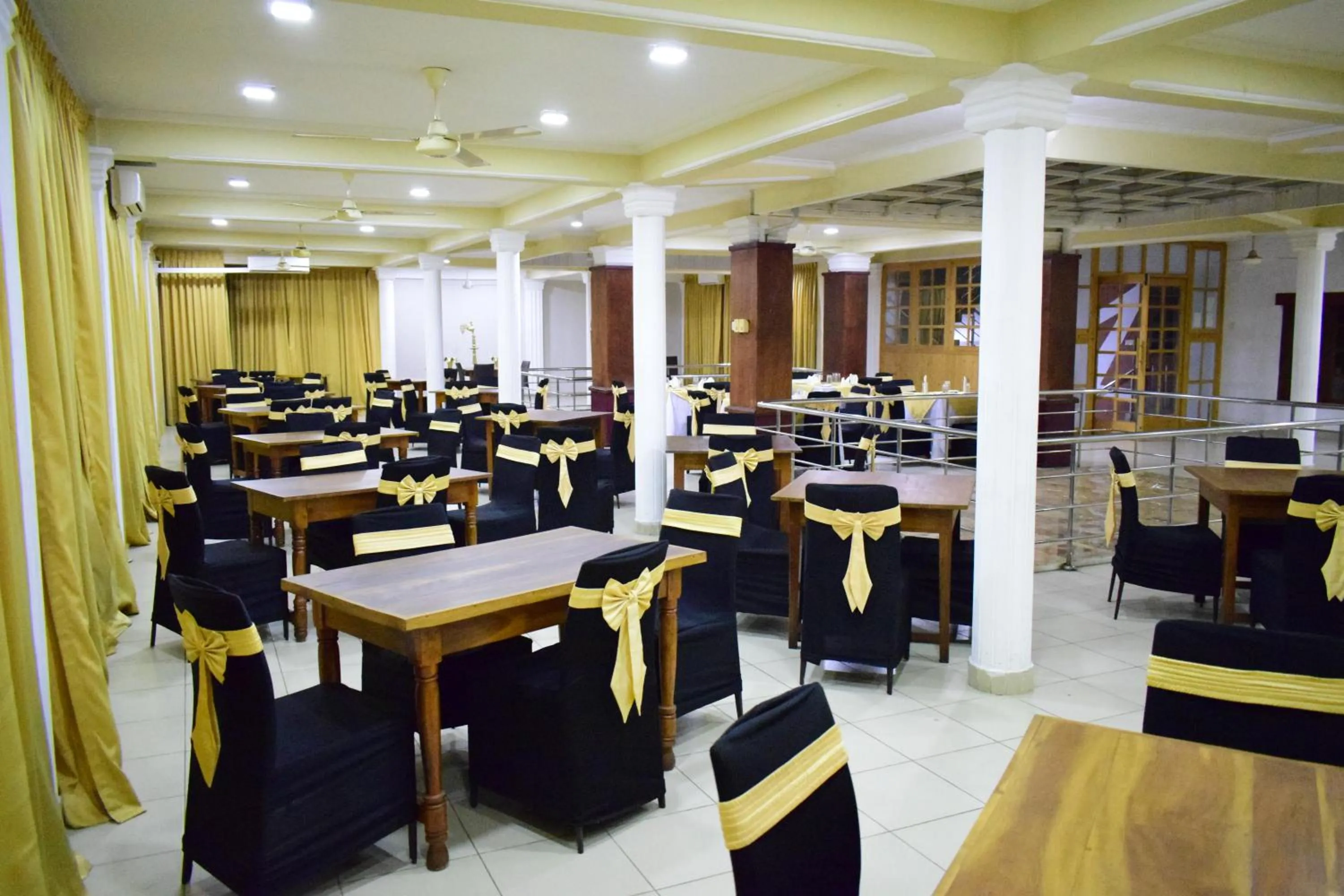 Banquet/Function facilities in Paradise Inn