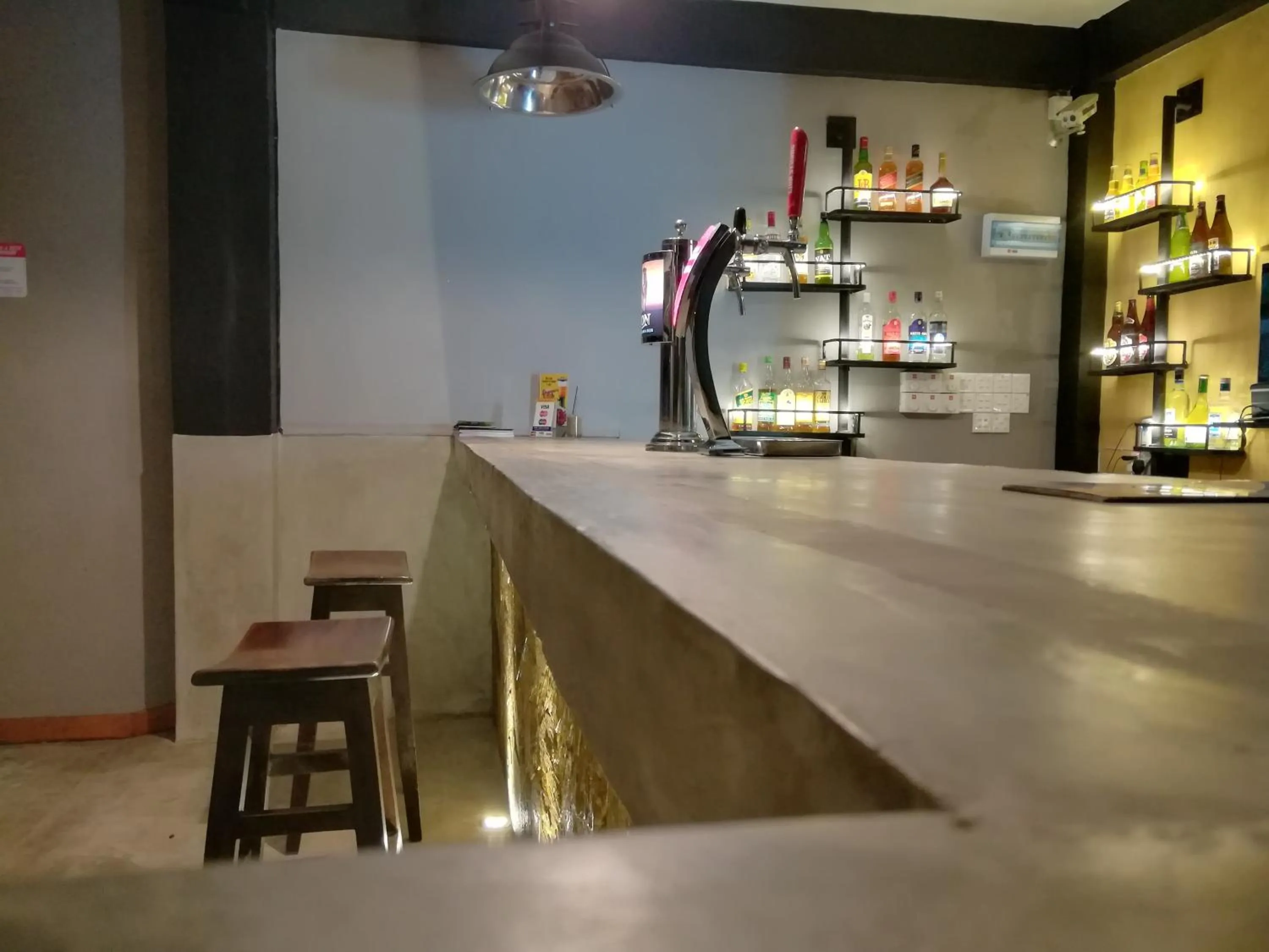 Lounge or bar in Paradise Inn