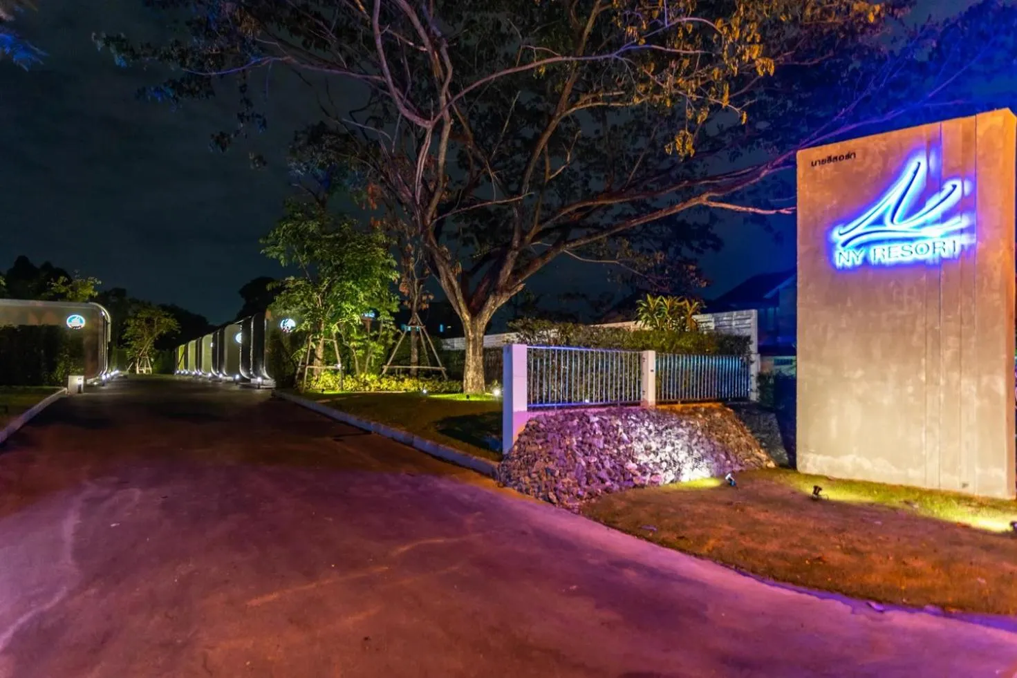 NY Resort Nonthaburi