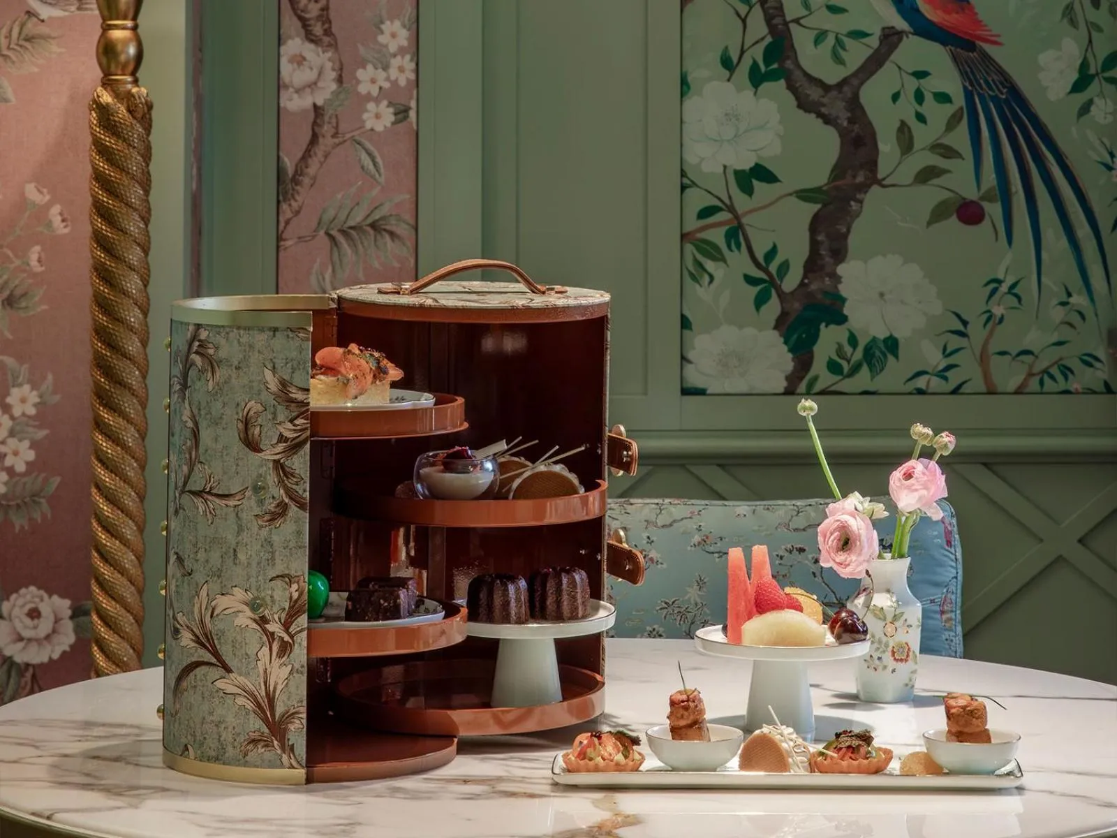 Restaurant/places to eat in The Silk Lakehouse, Shangri-La Hangzhou