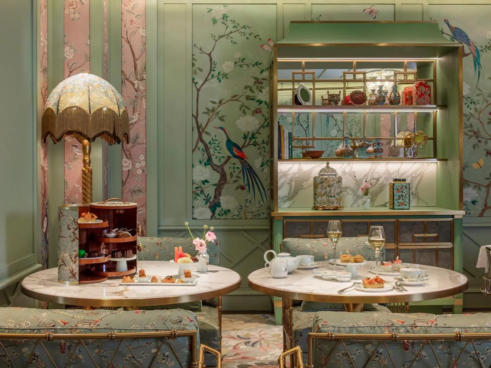 Restaurant/places to eat in The Silk Lakehouse, Shangri-La Hangzhou