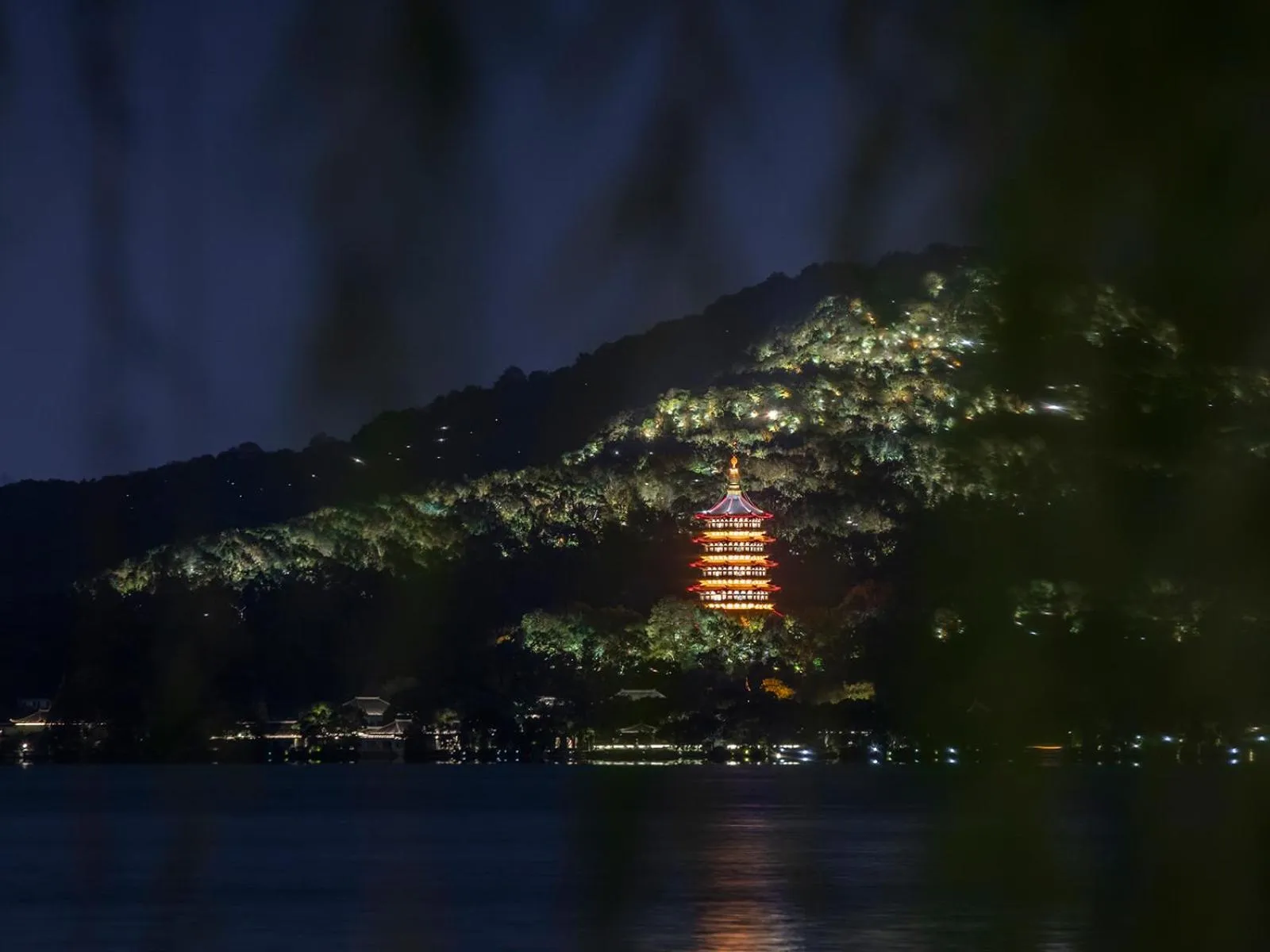 Natural landscape in The Silk Lakehouse, Shangri-La Hangzhou