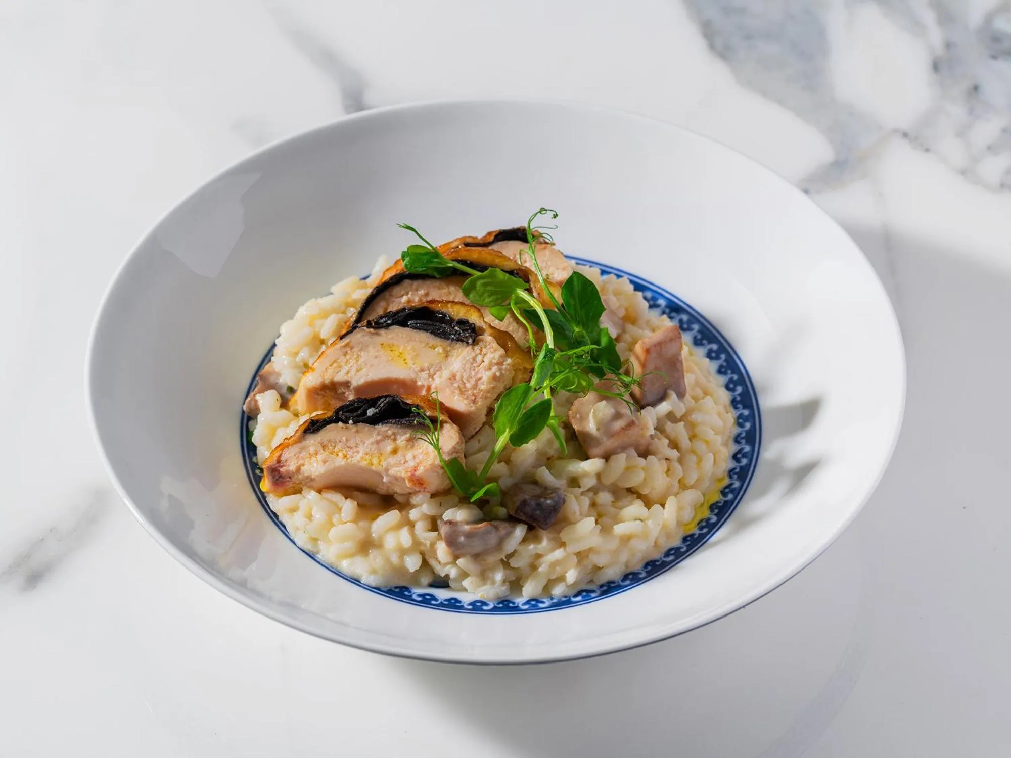 Restaurant/places to eat in The Silk Lakehouse, Shangri-La Hangzhou