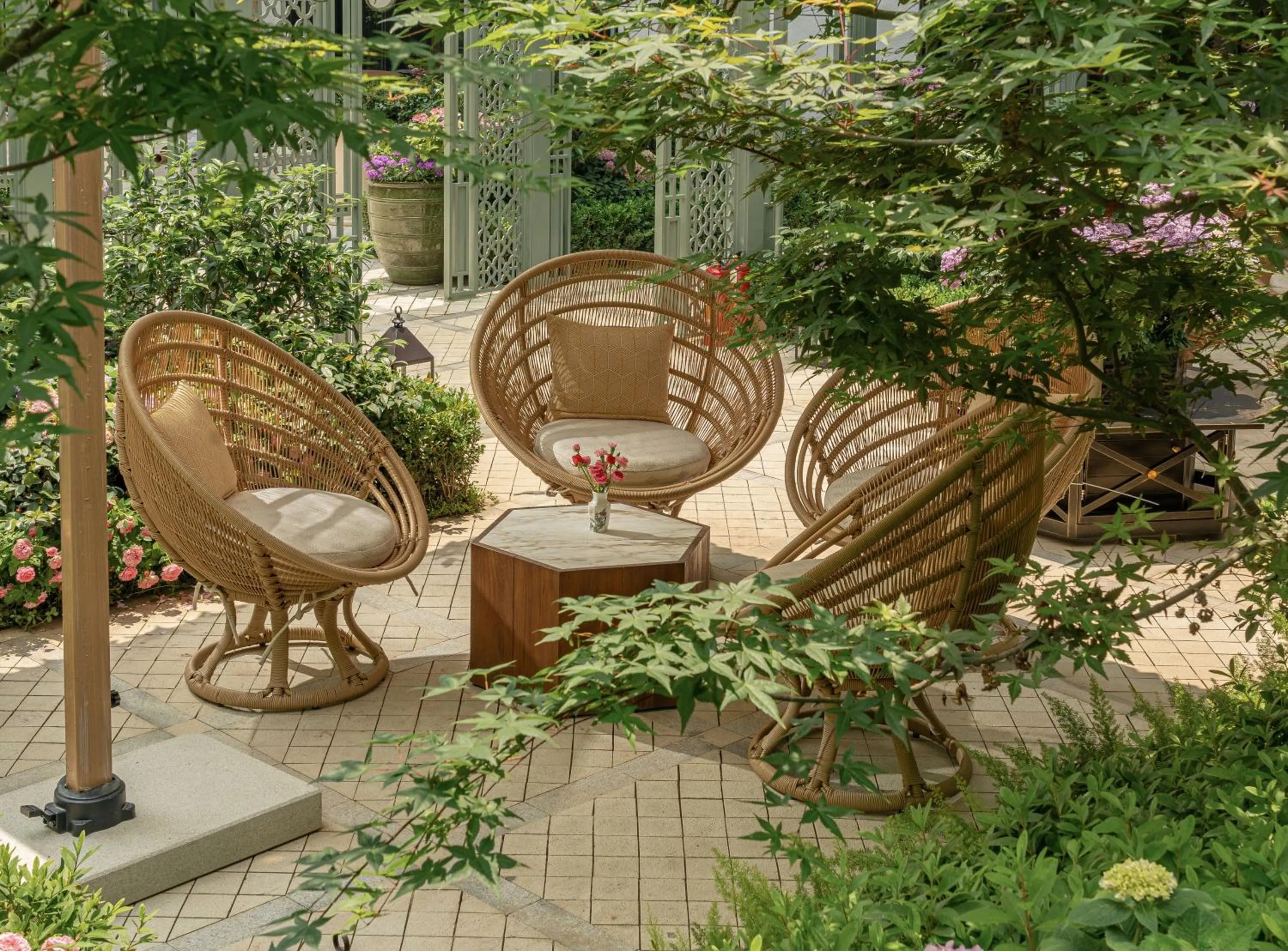 Balcony/Terrace in The Silk Lakehouse, Shangri-La Hangzhou