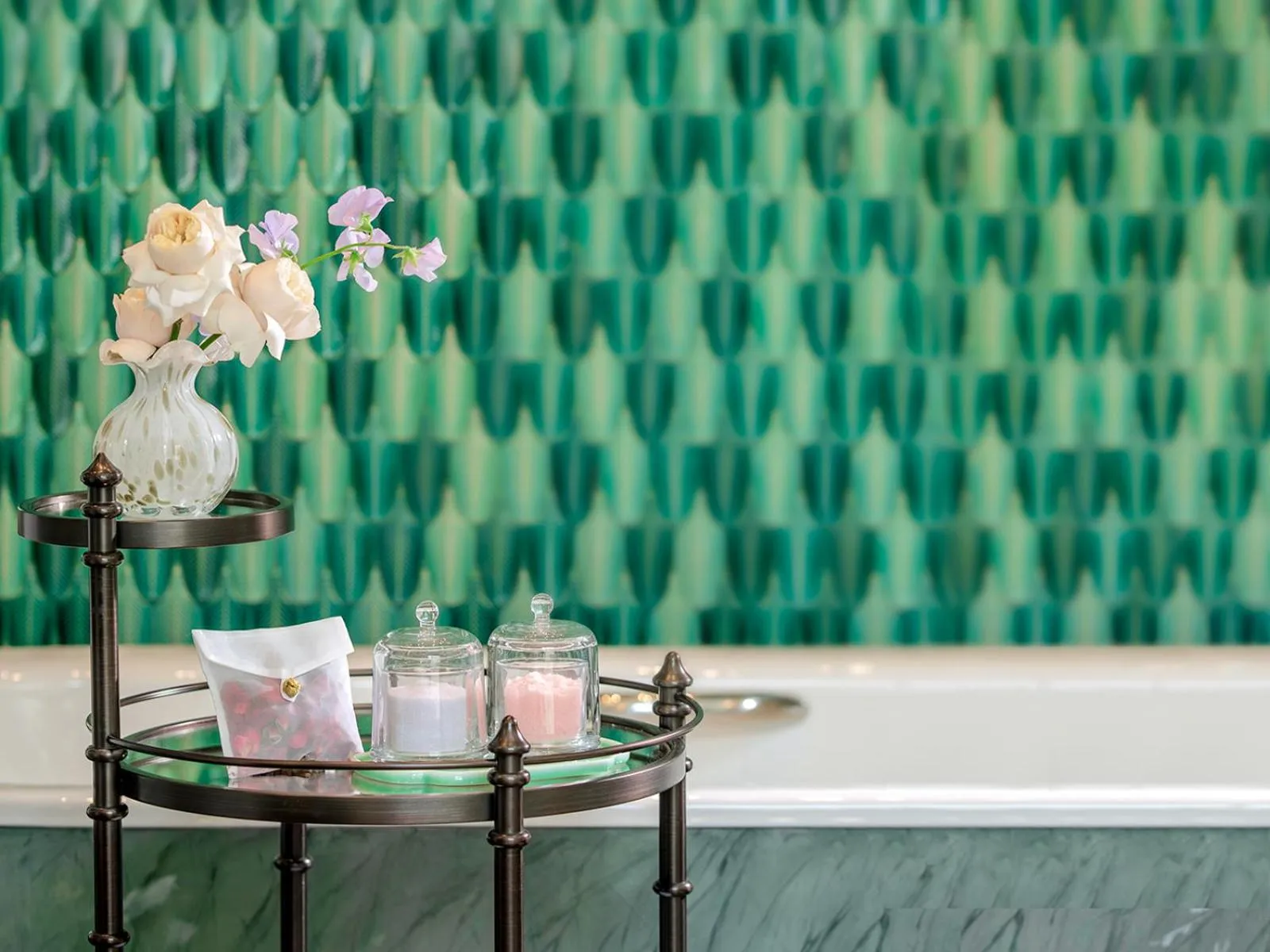 bidet in The Silk Lakehouse, Shangri-La Hangzhou