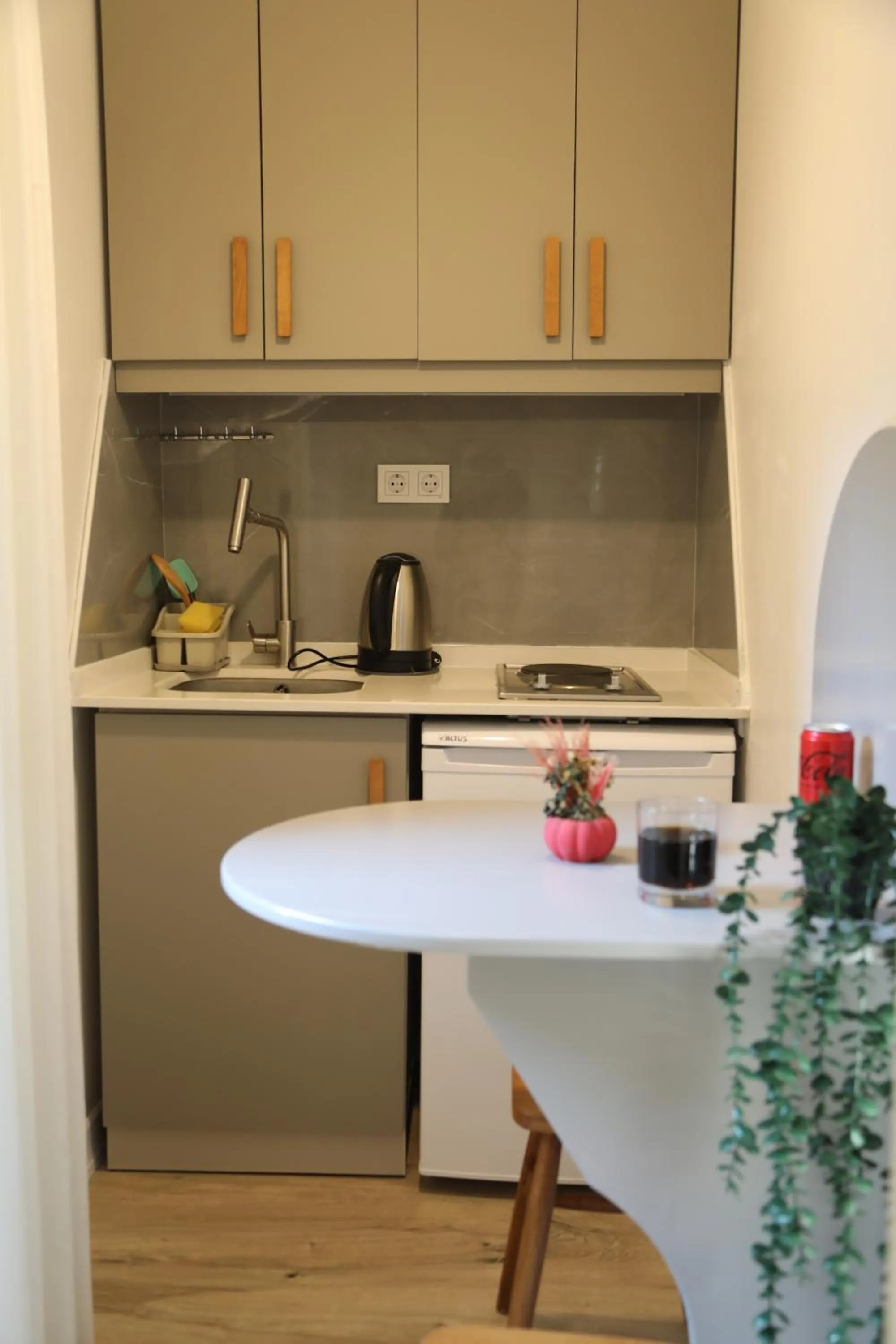 Coffee/tea facilities in Agion Living Taksim Cihangir