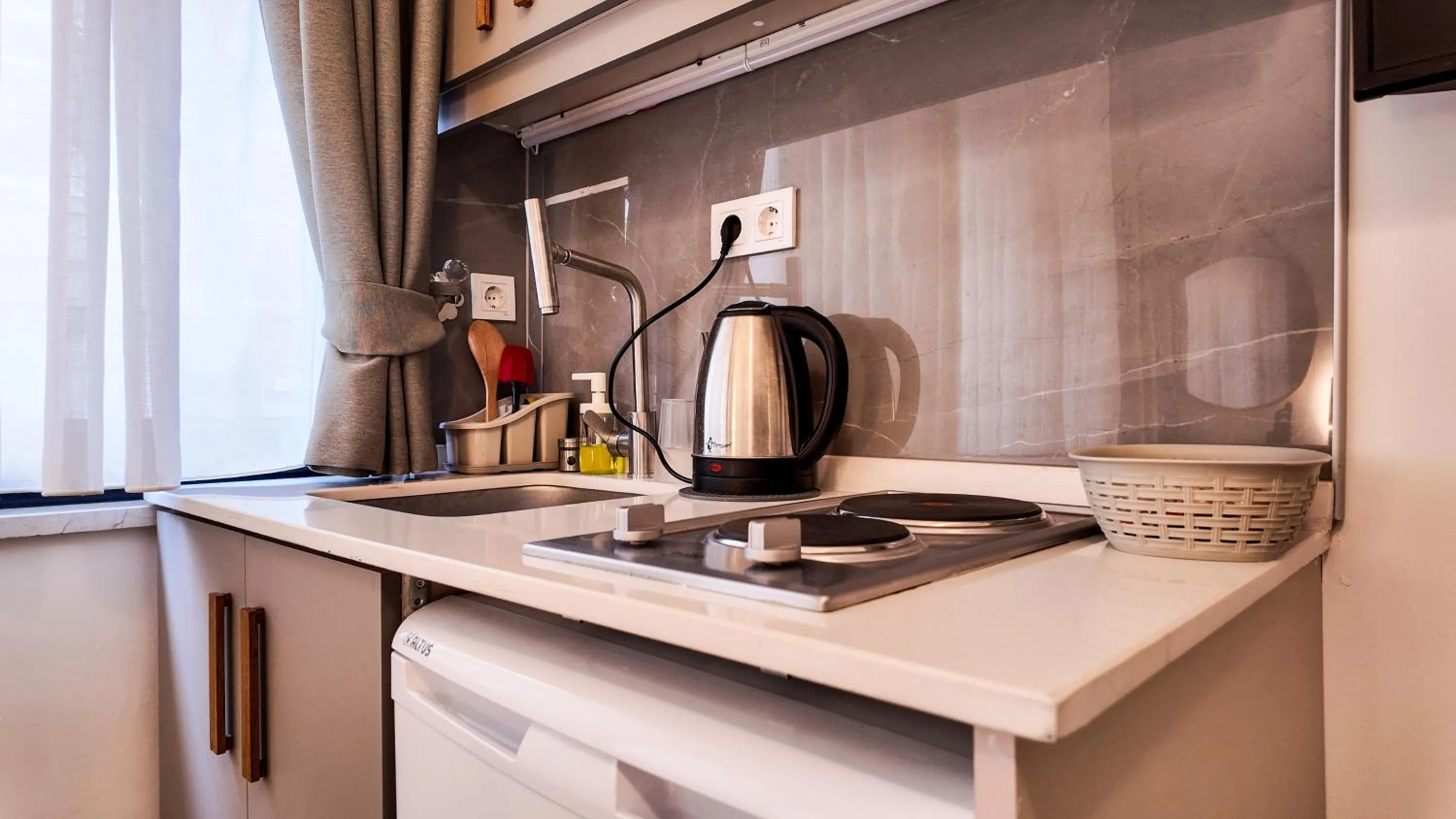 Coffee/tea facilities in Agion Living Taksim Cihangir