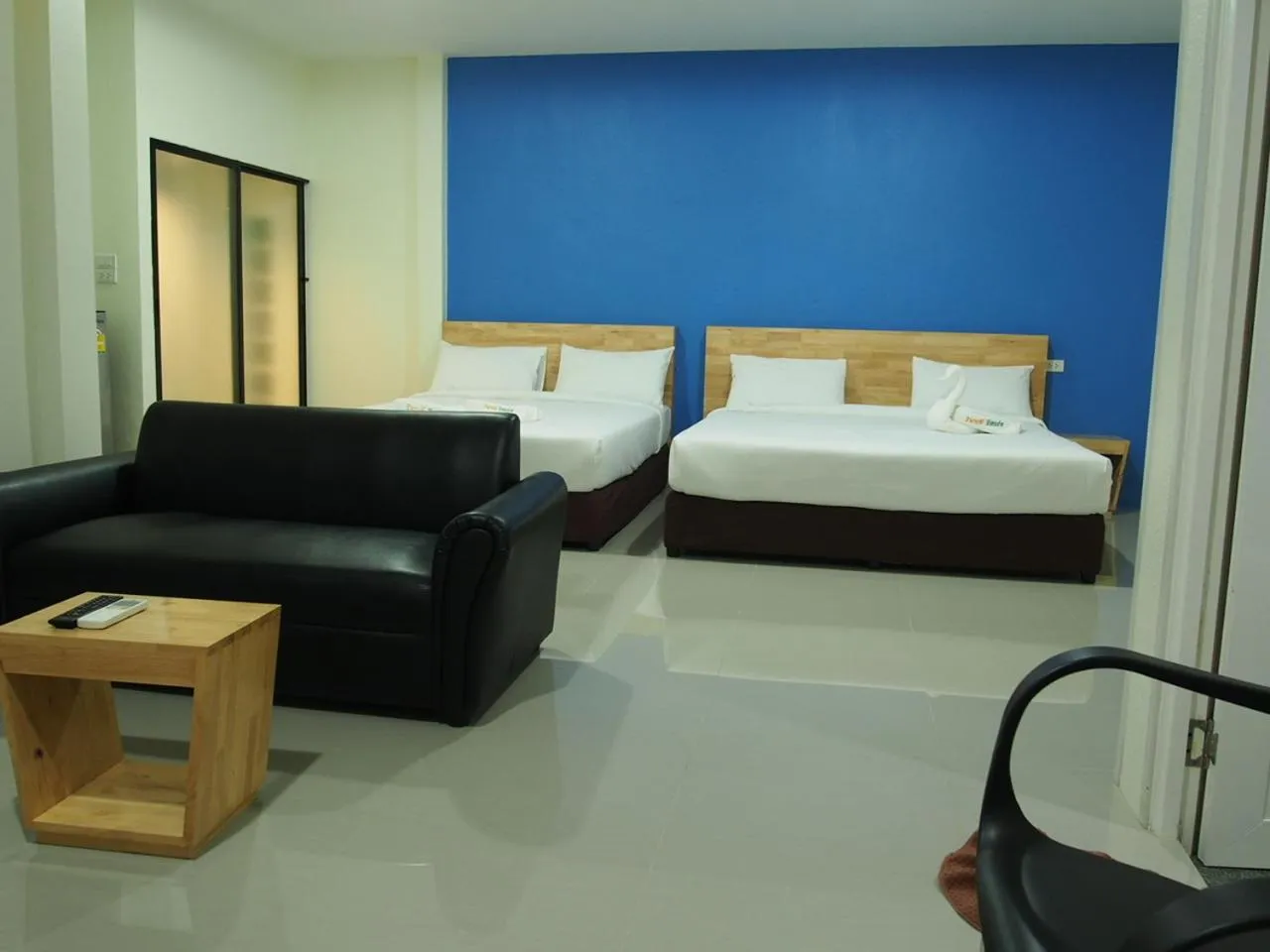 Bed in Rimnatee Resort Trang