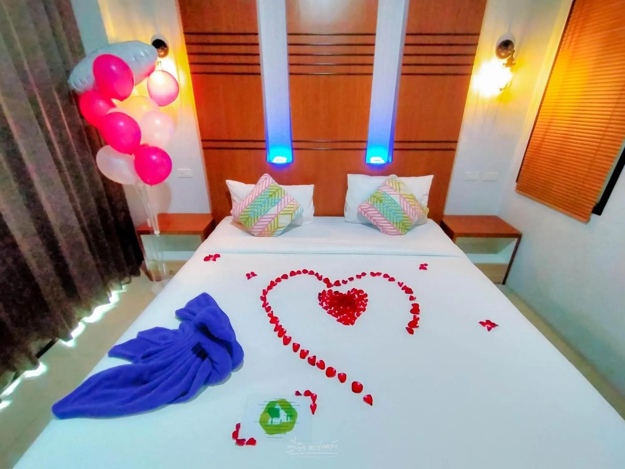 Bed in Rimnatee Resort Trang