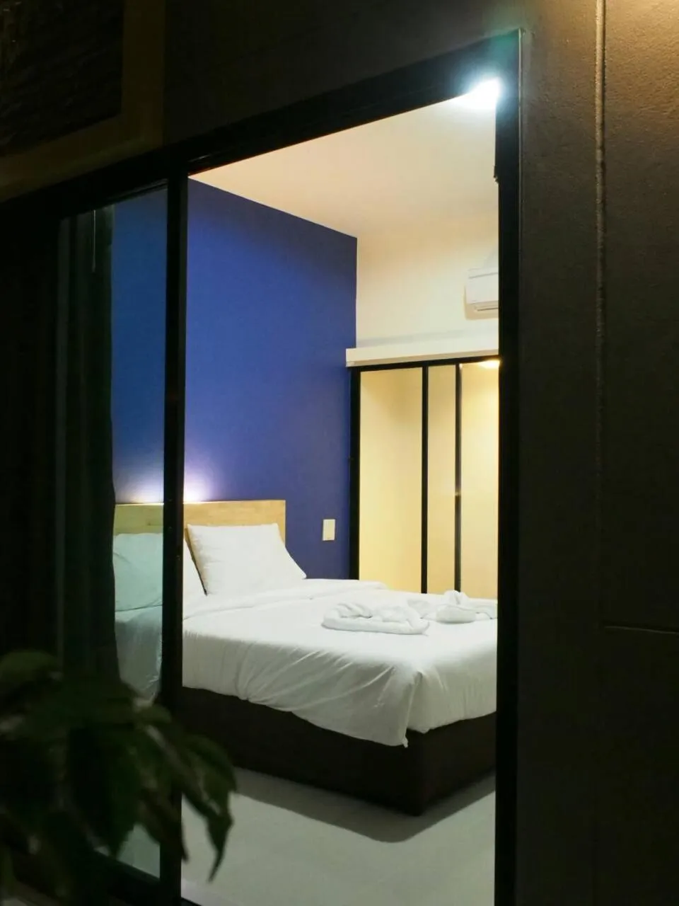 Bed in Rimnatee Resort Trang