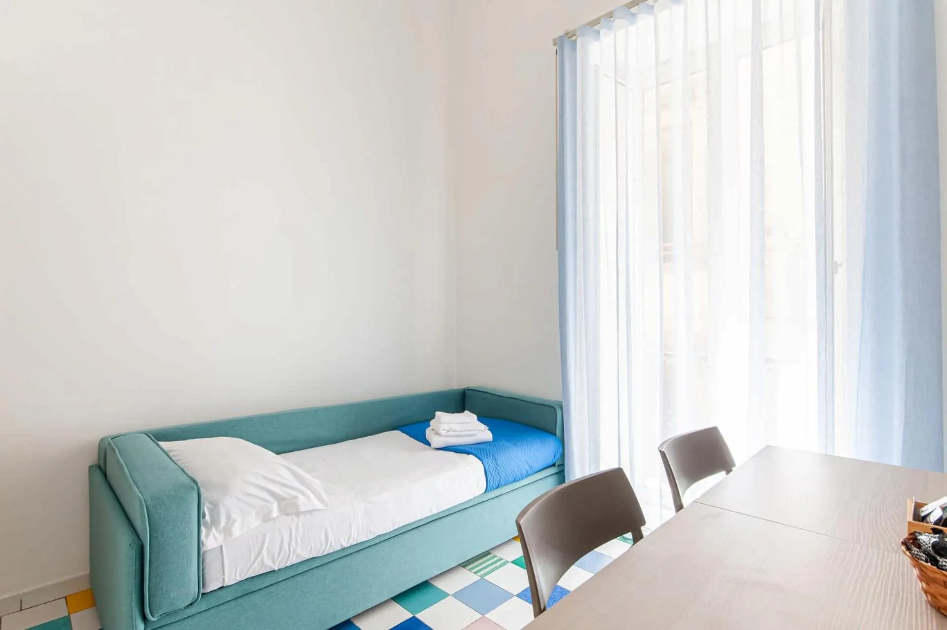 Bed in Appartamenti La Dimora di Parthenope Centro Storico