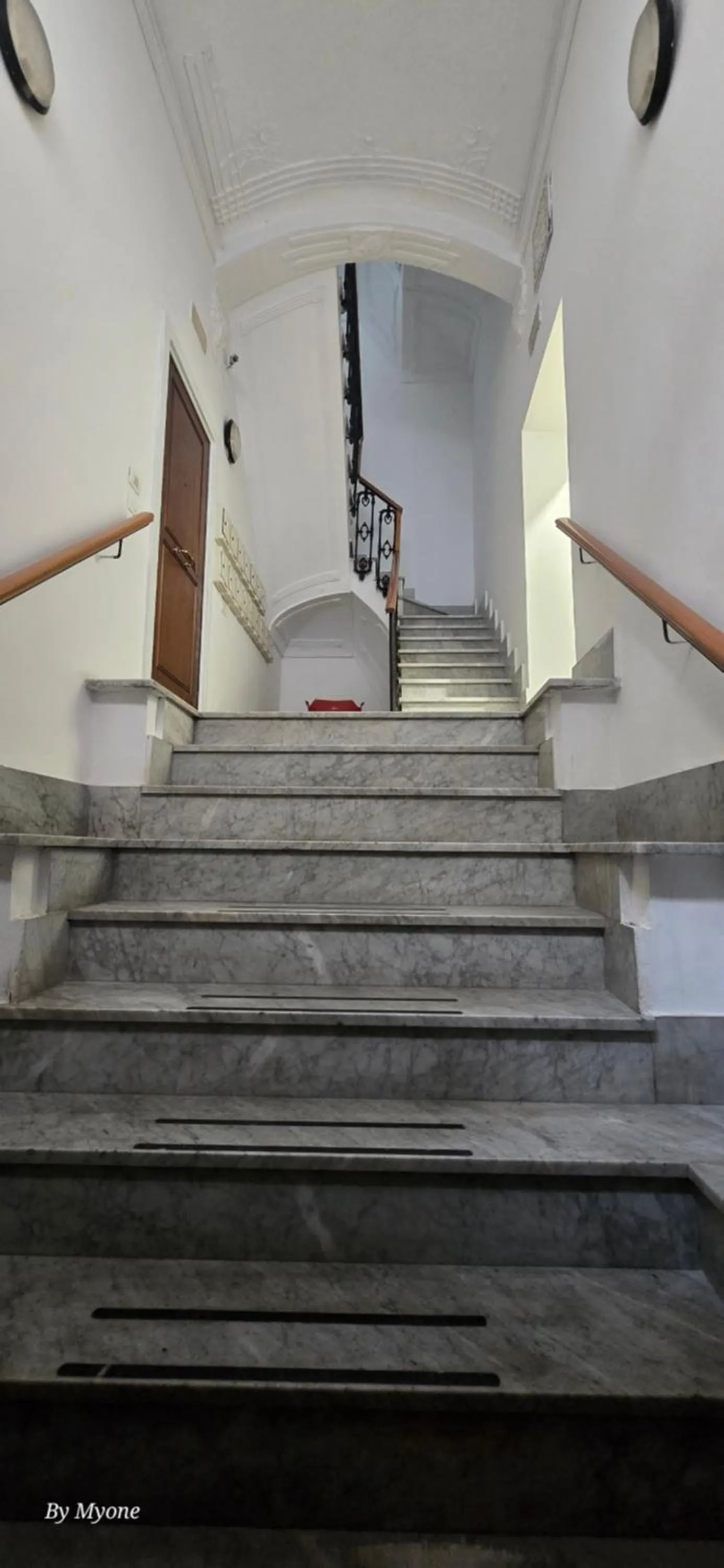 Decorative detail in Appartamenti La Dimora di Parthenope Centro Storico