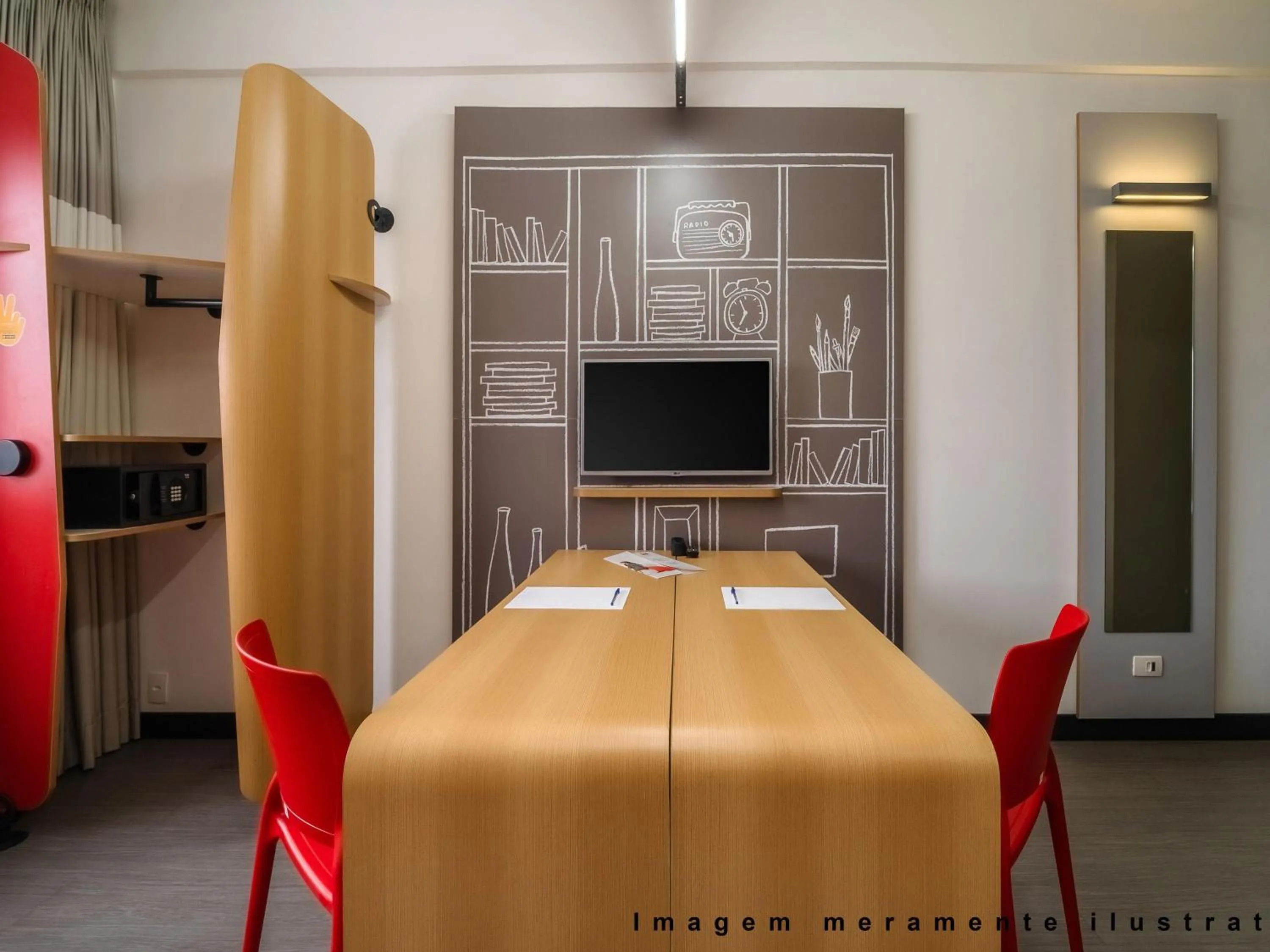 Bedroom in ibis Paulinia