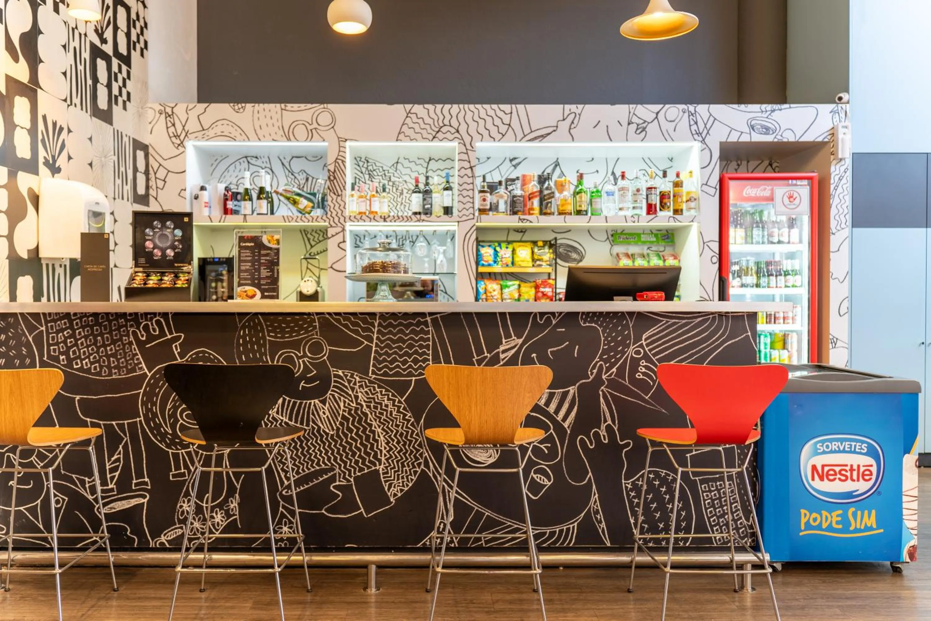 Lounge or bar in ibis Paulinia