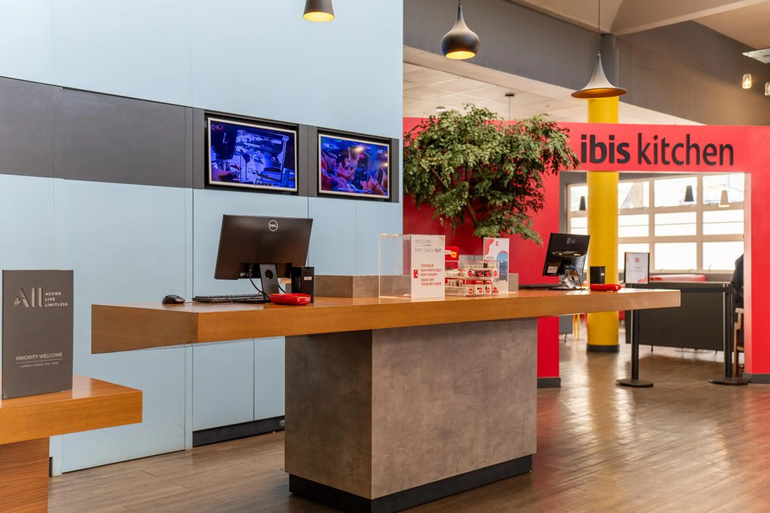 Lobby or reception in ibis Paulinia