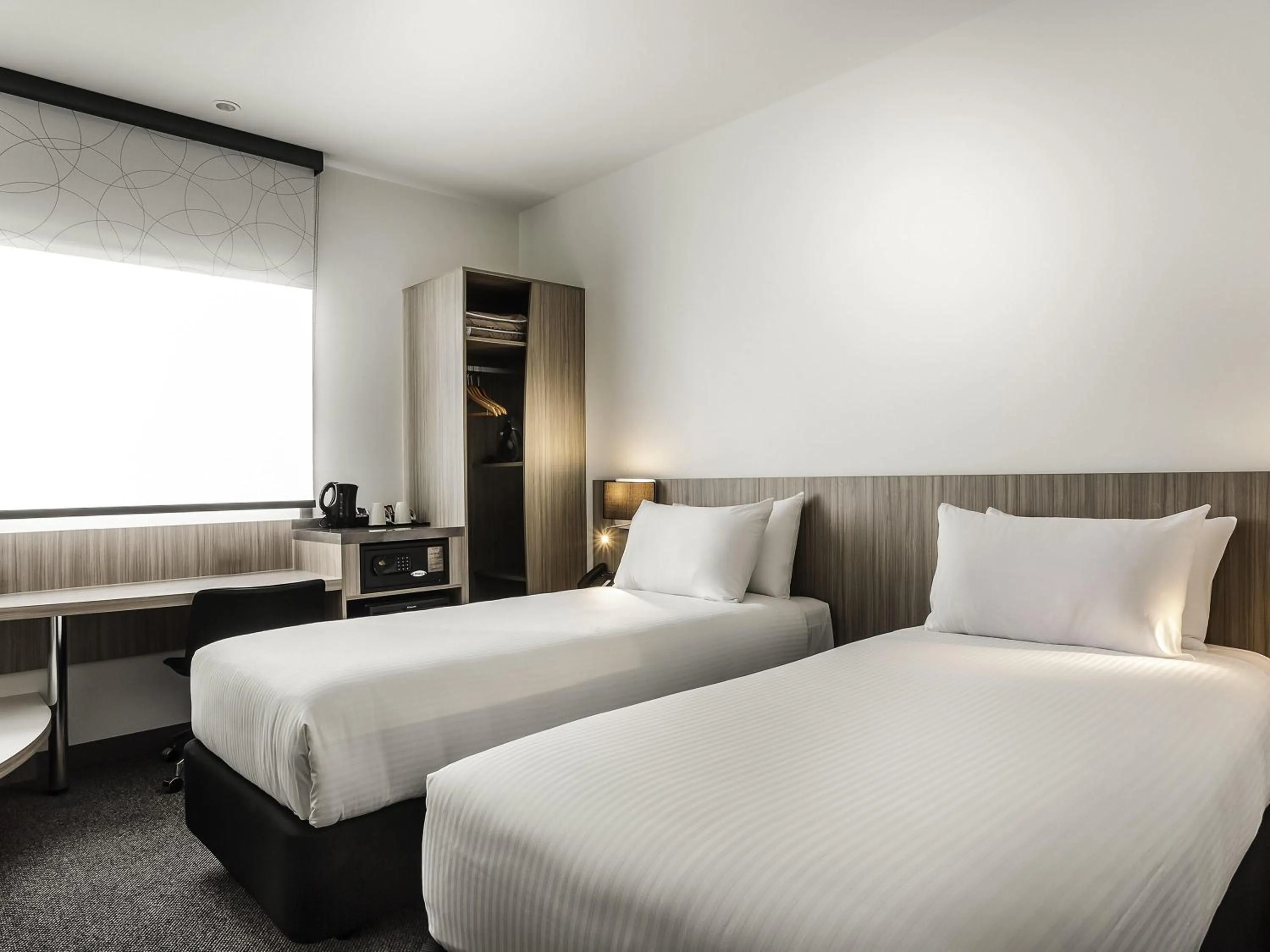 Bedroom, Bed in Ibis Mackay