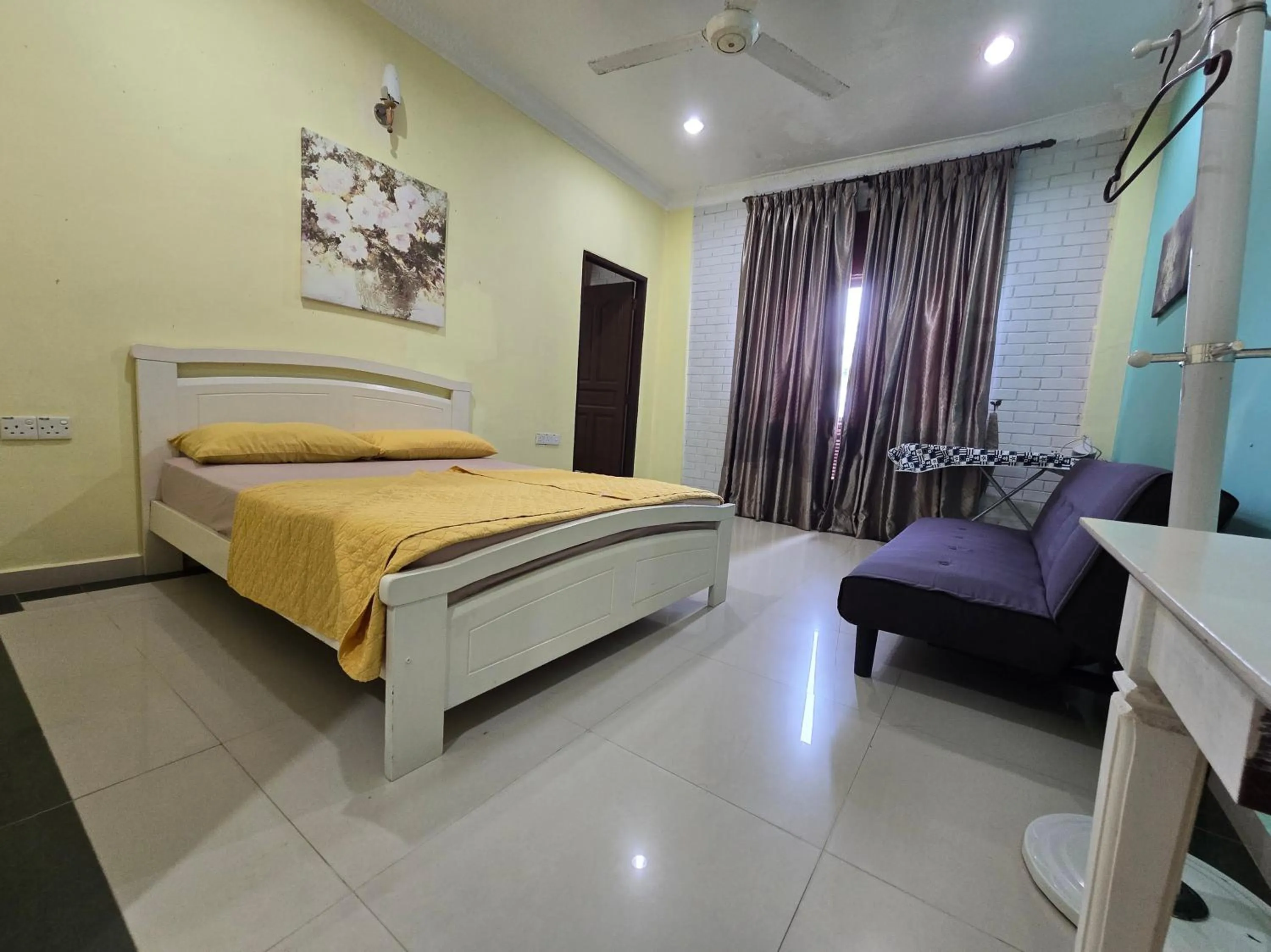 Bedroom in Hotel O Villa Impiana