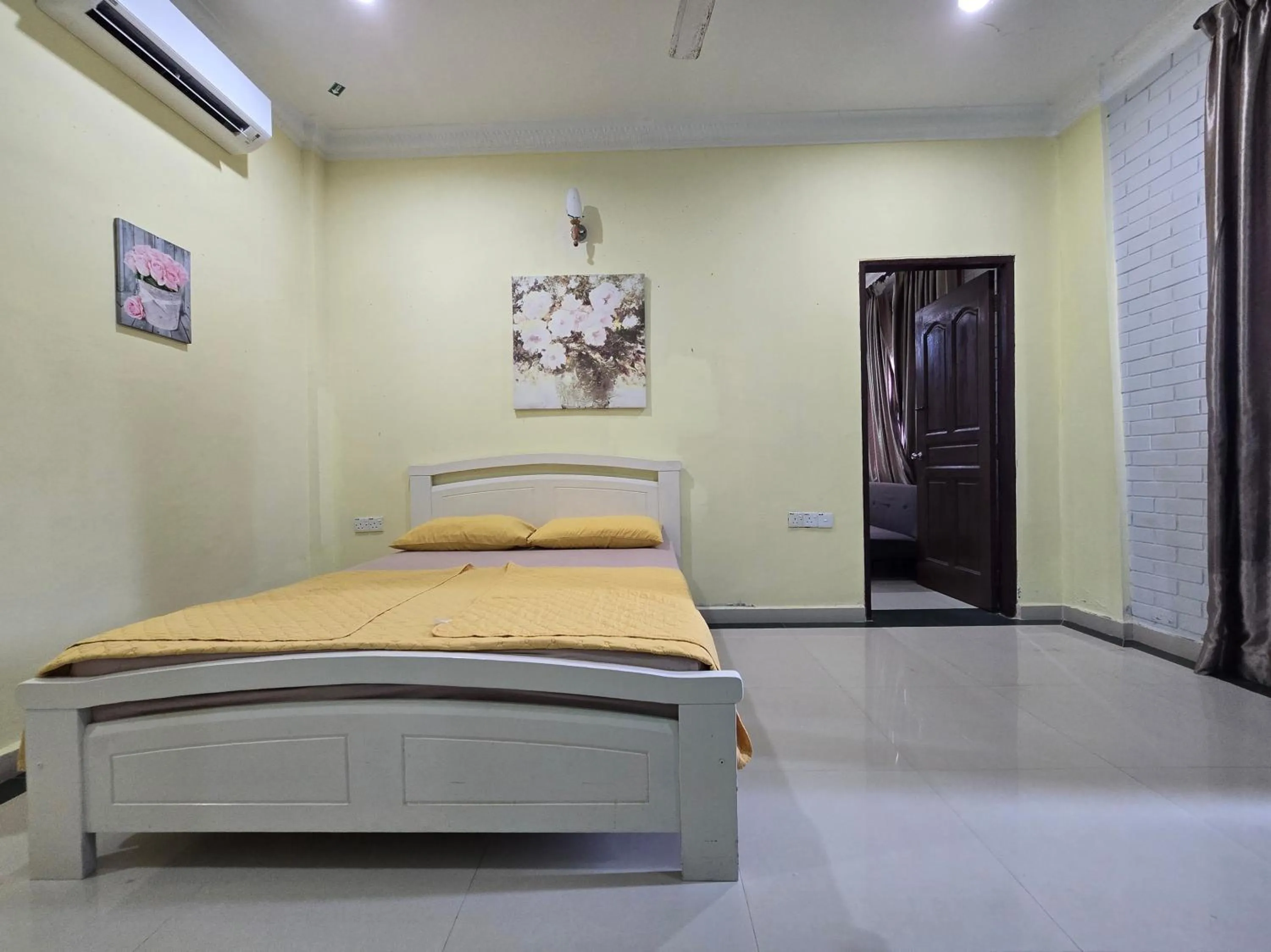 Bedroom in Hotel O Villa Impiana