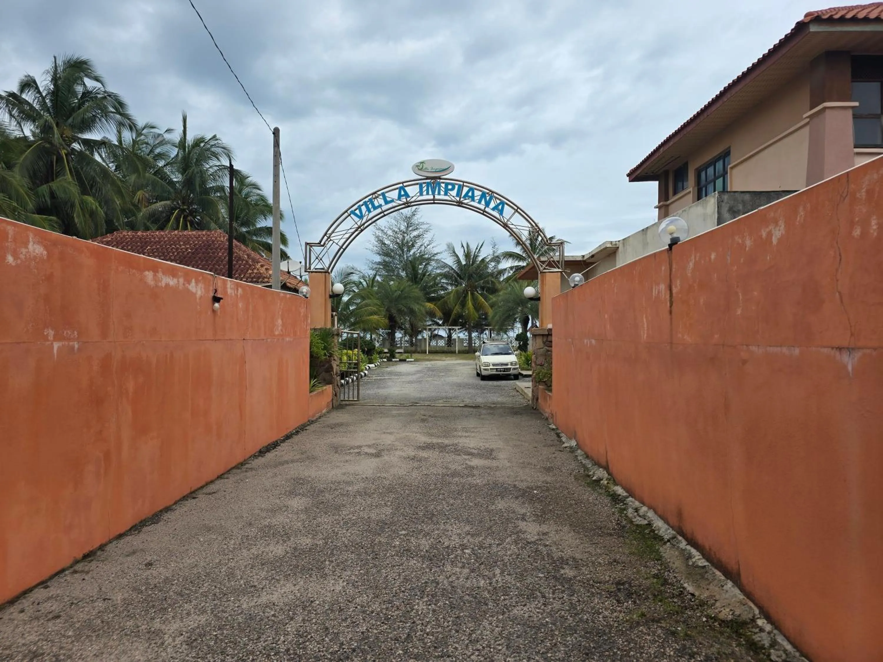 Facade/entrance in Hotel O Villa Impiana