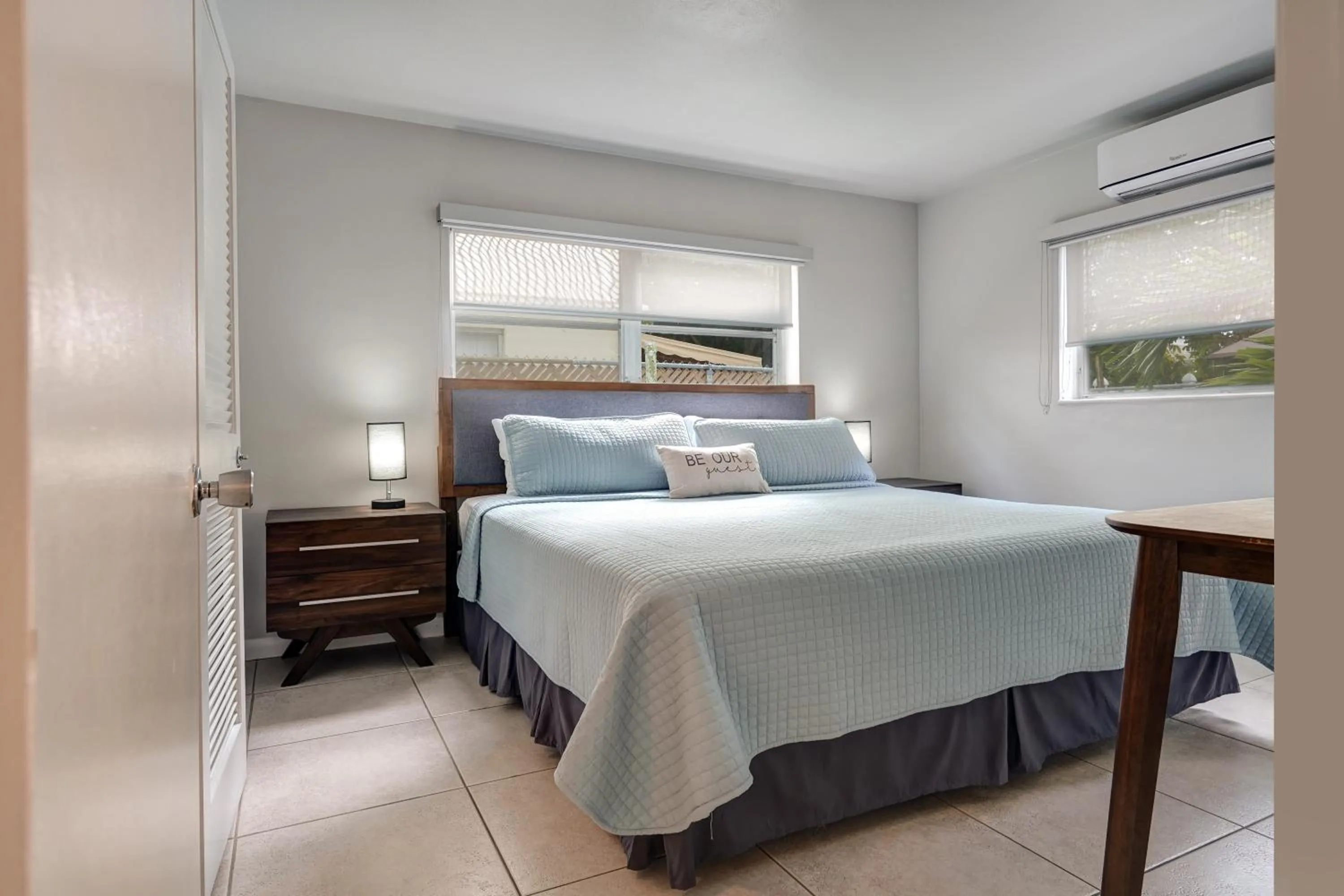 Bed in Ocean Villas of Deerfield