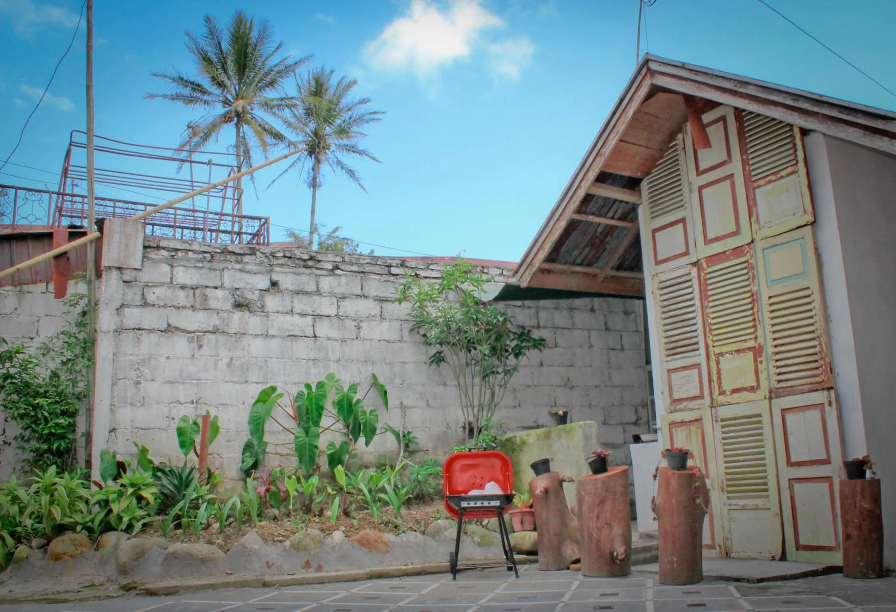 Property building in Bamboosa