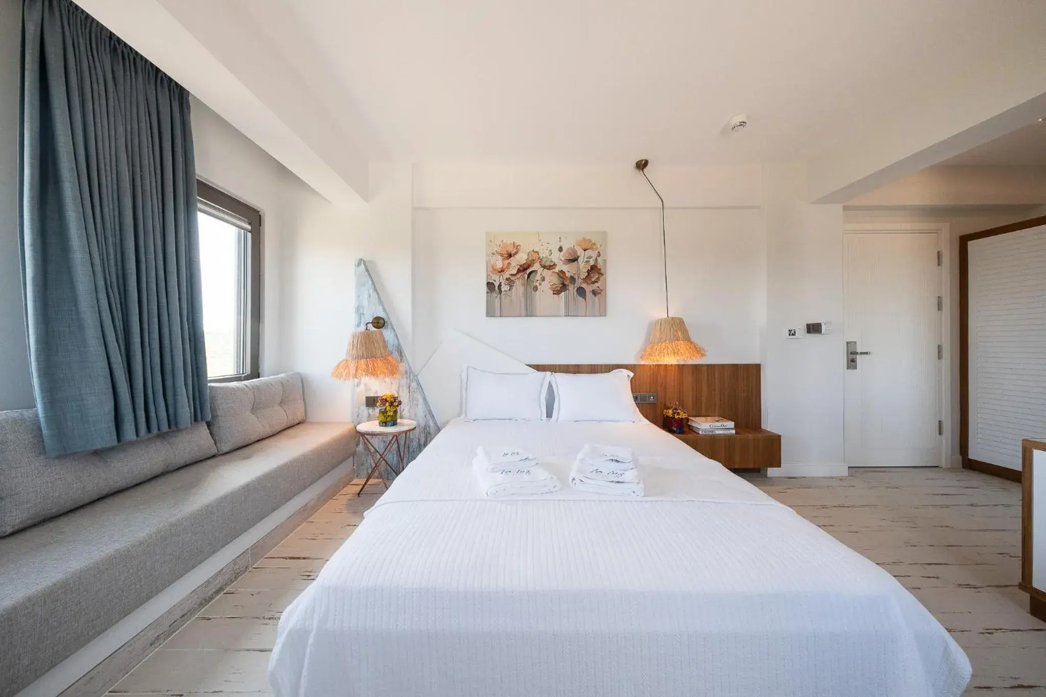 Deluxe Double Room with Sea View in Dione Bozcaada Deluxe Double Room with Sea View in Dione Bozcaada