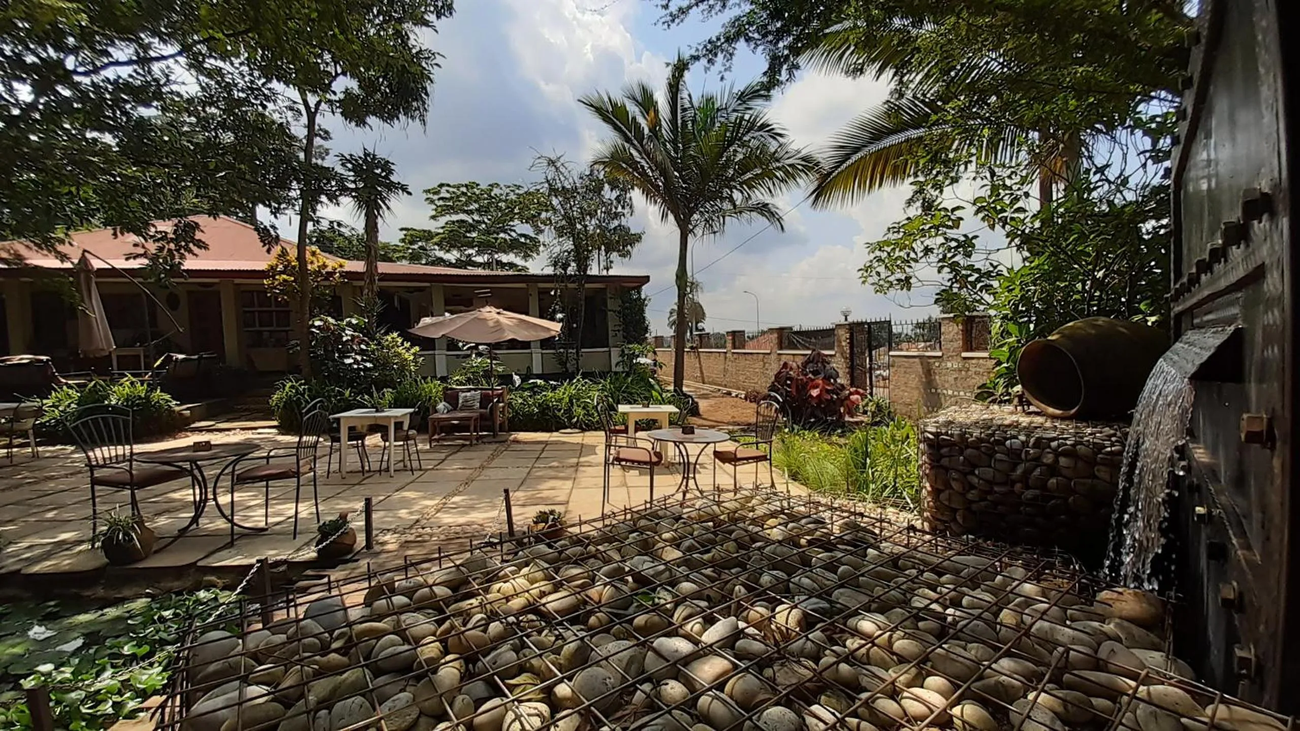 Garden in Gately Inn Entebbe