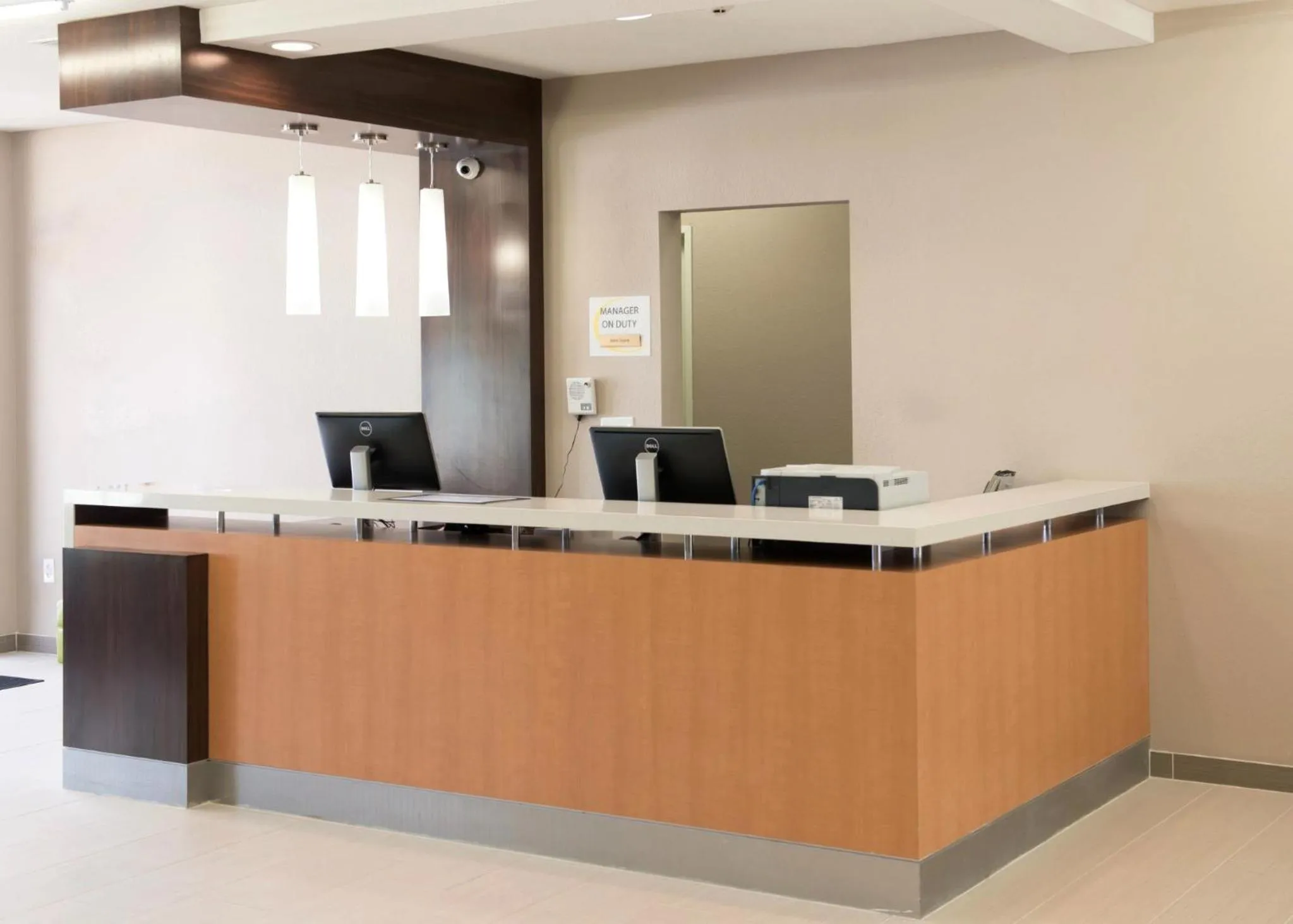 Super 8 by Wyndham Stanton