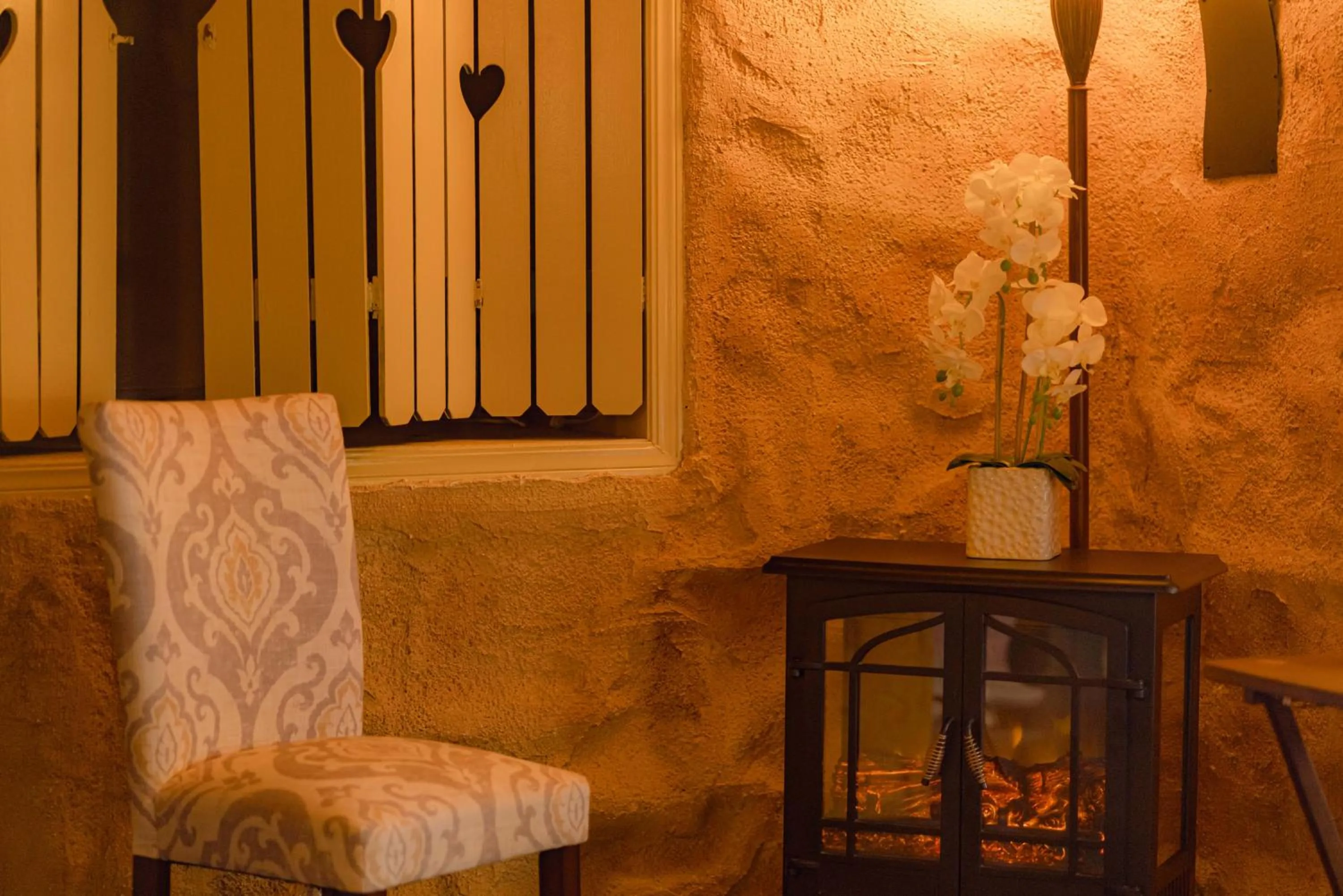 Cabernet House, an Old World Inn