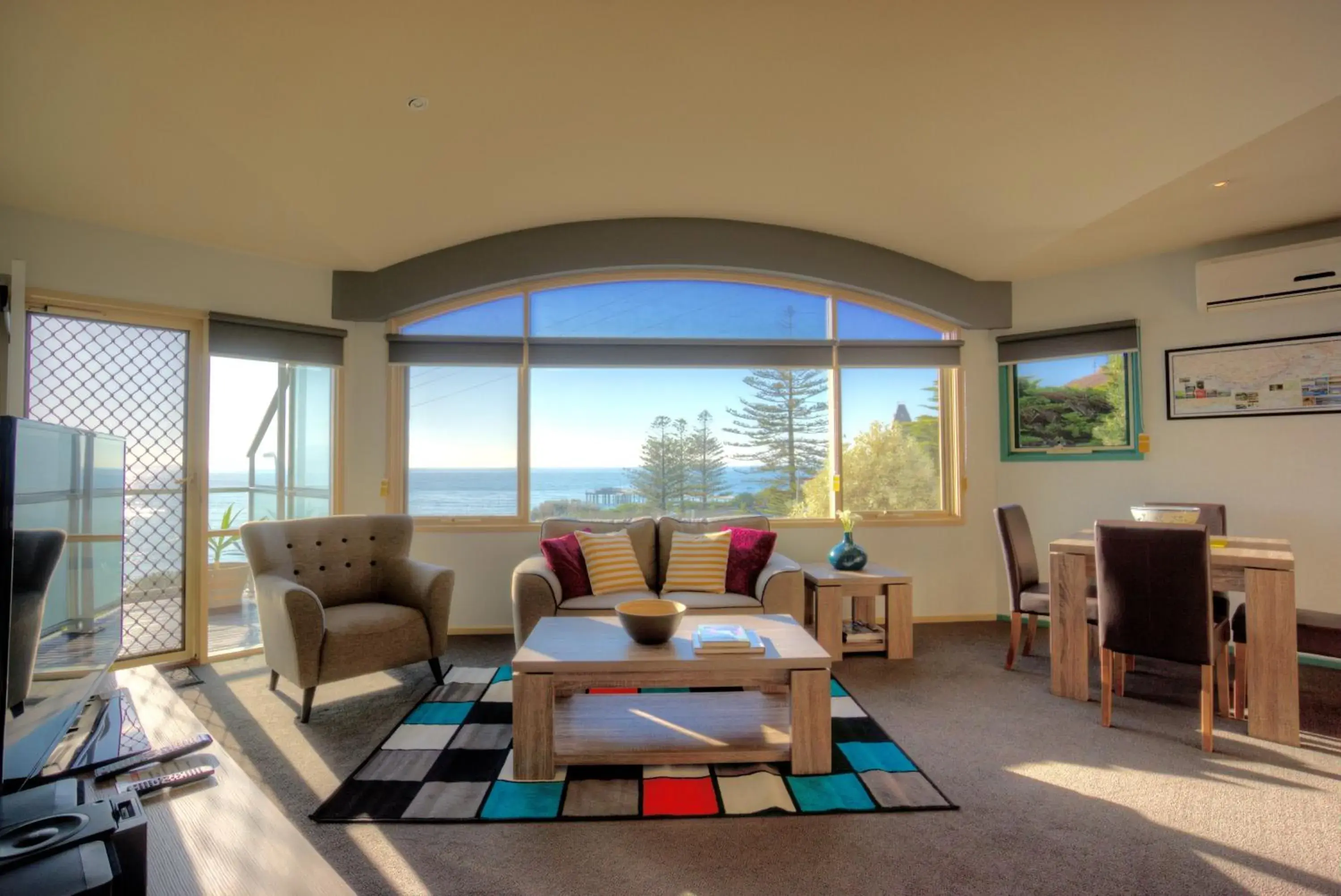 Two-Bedroom Apartment in Pierview Apartments Two-Bedroom Apartment in Pierview Apartments