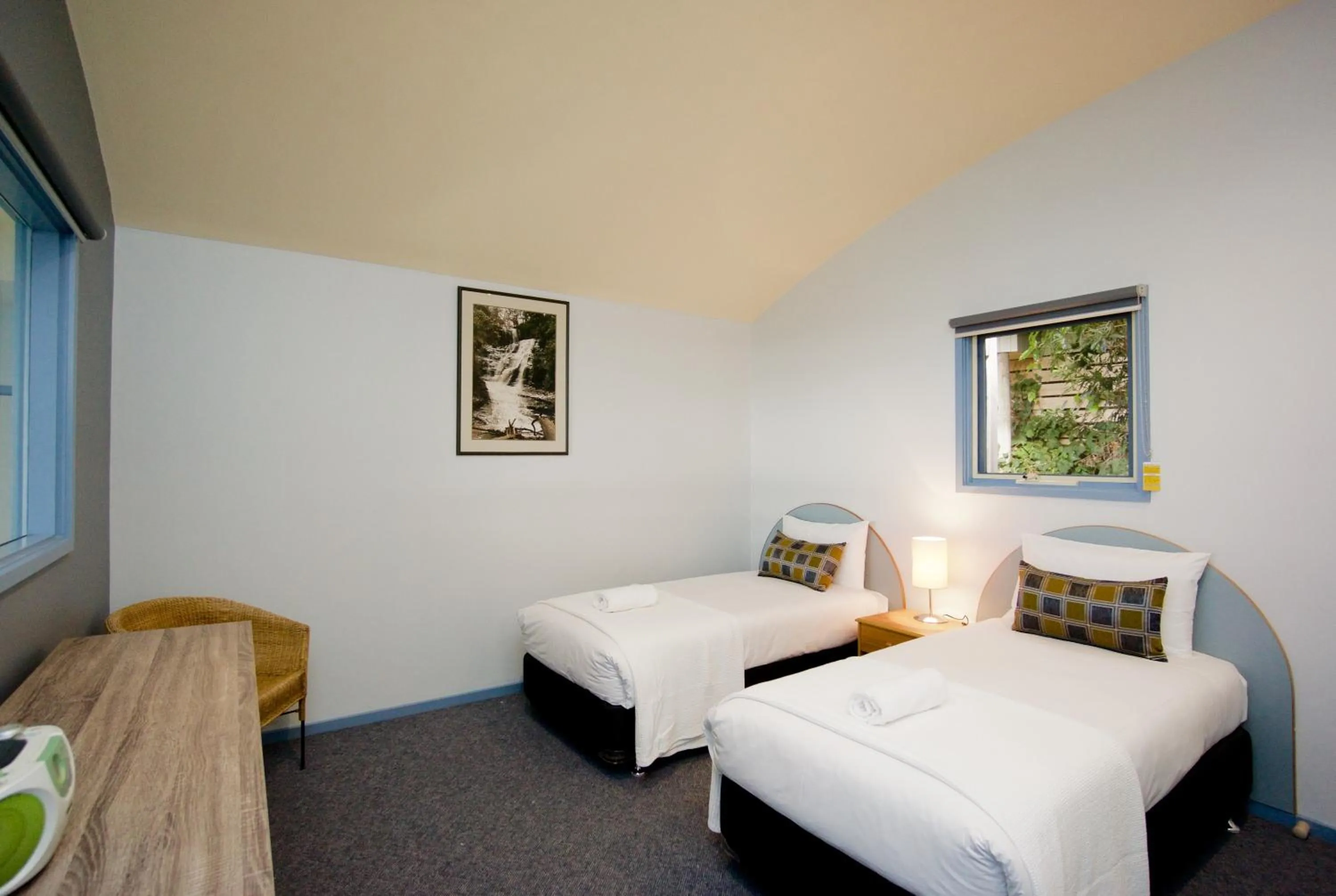 Bedroom, Bed in Pierview Apartments