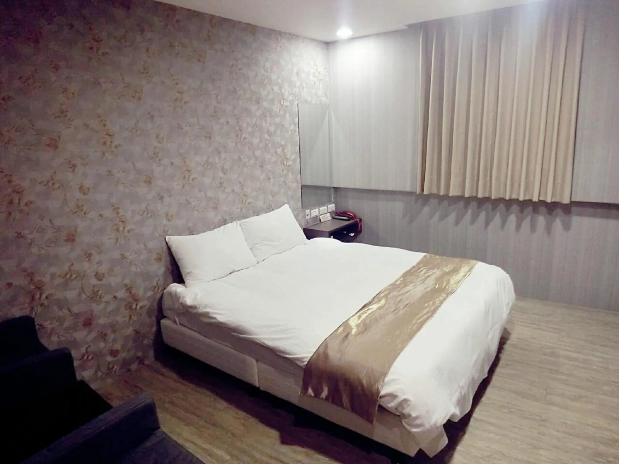 Photo of the whole room, Bed in Every Day Hot Spring Hotel