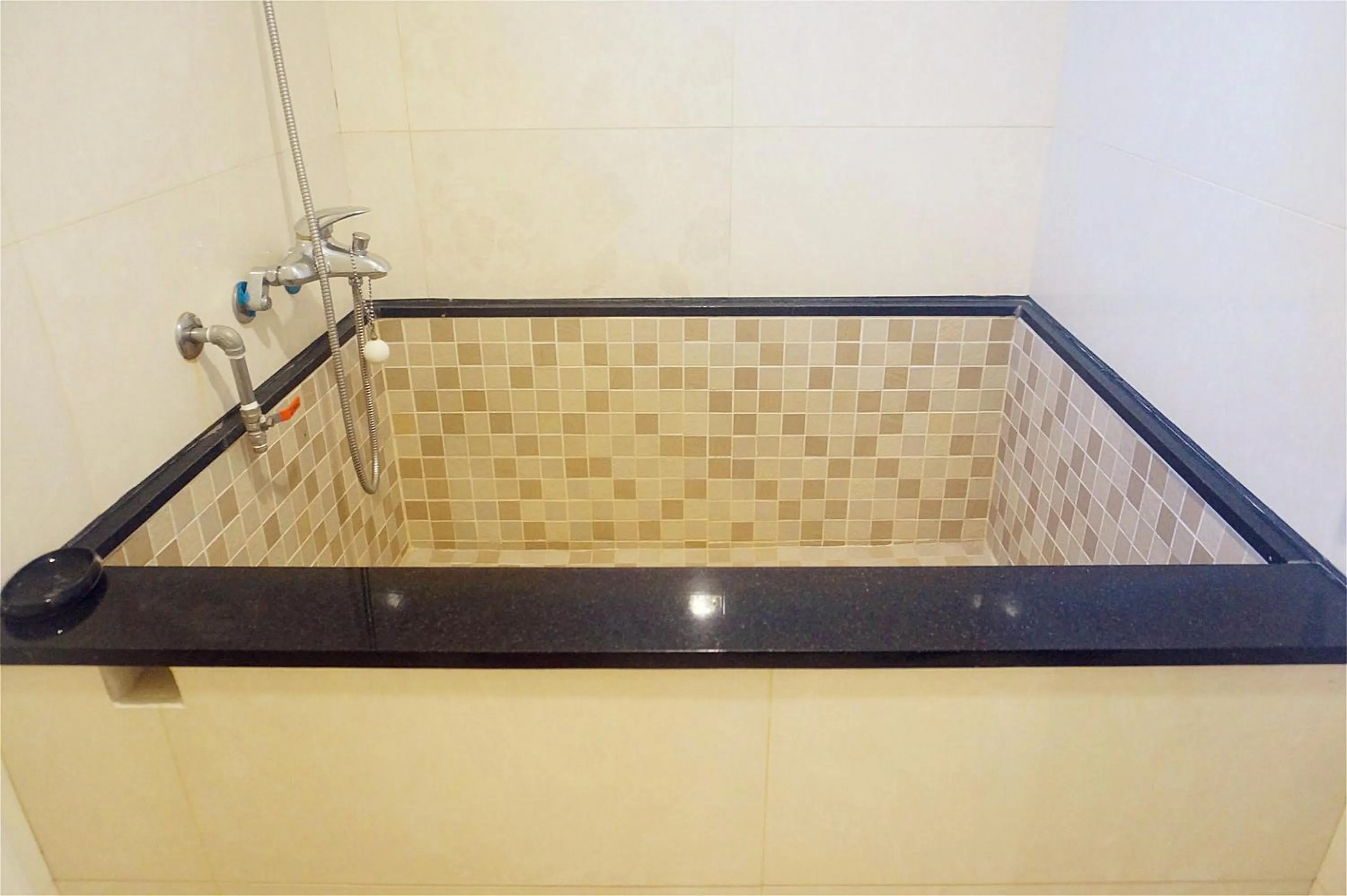 Bathroom in Every Day Hot Spring Hotel