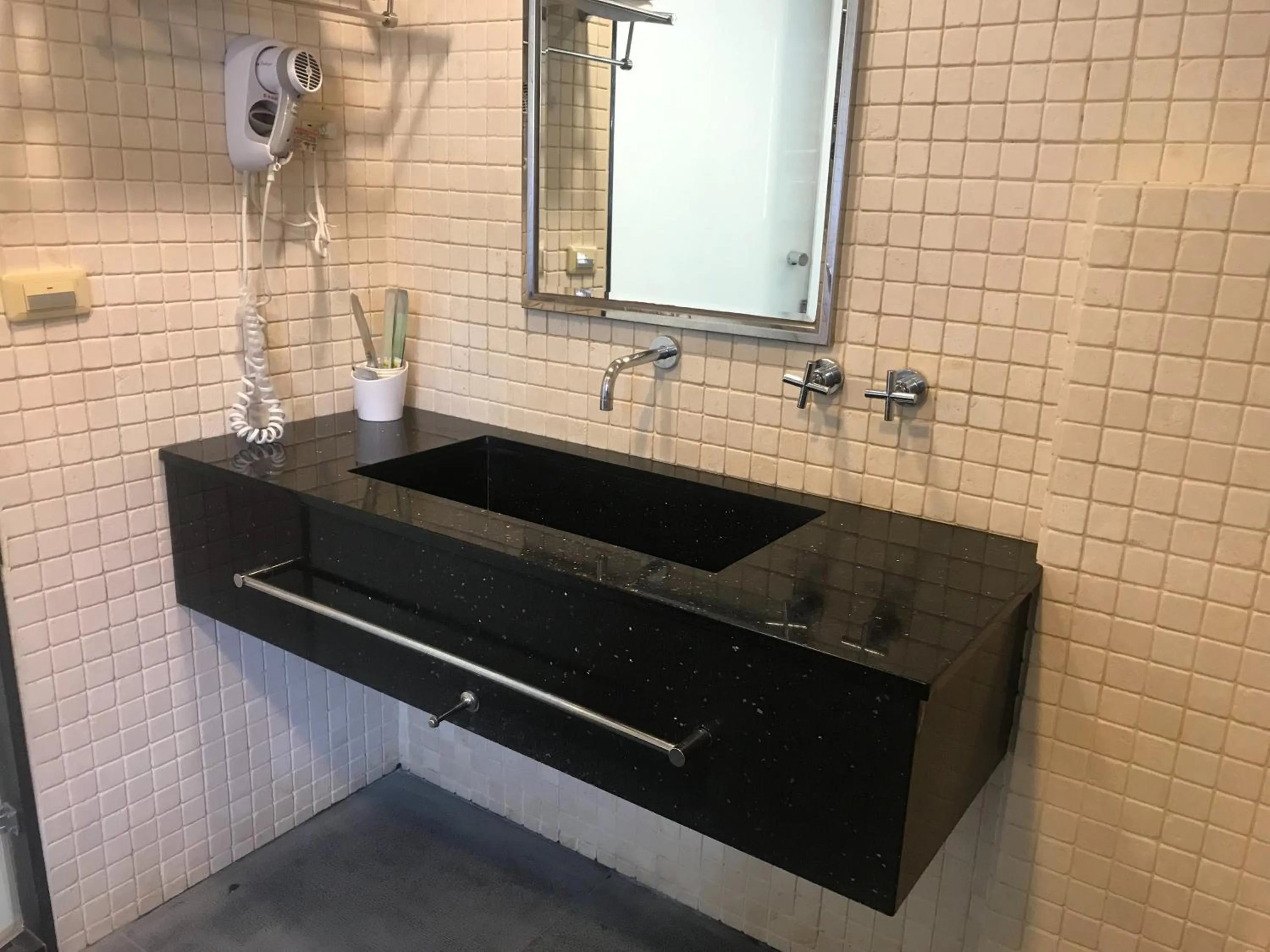 Every Day Hot Spring Hotel