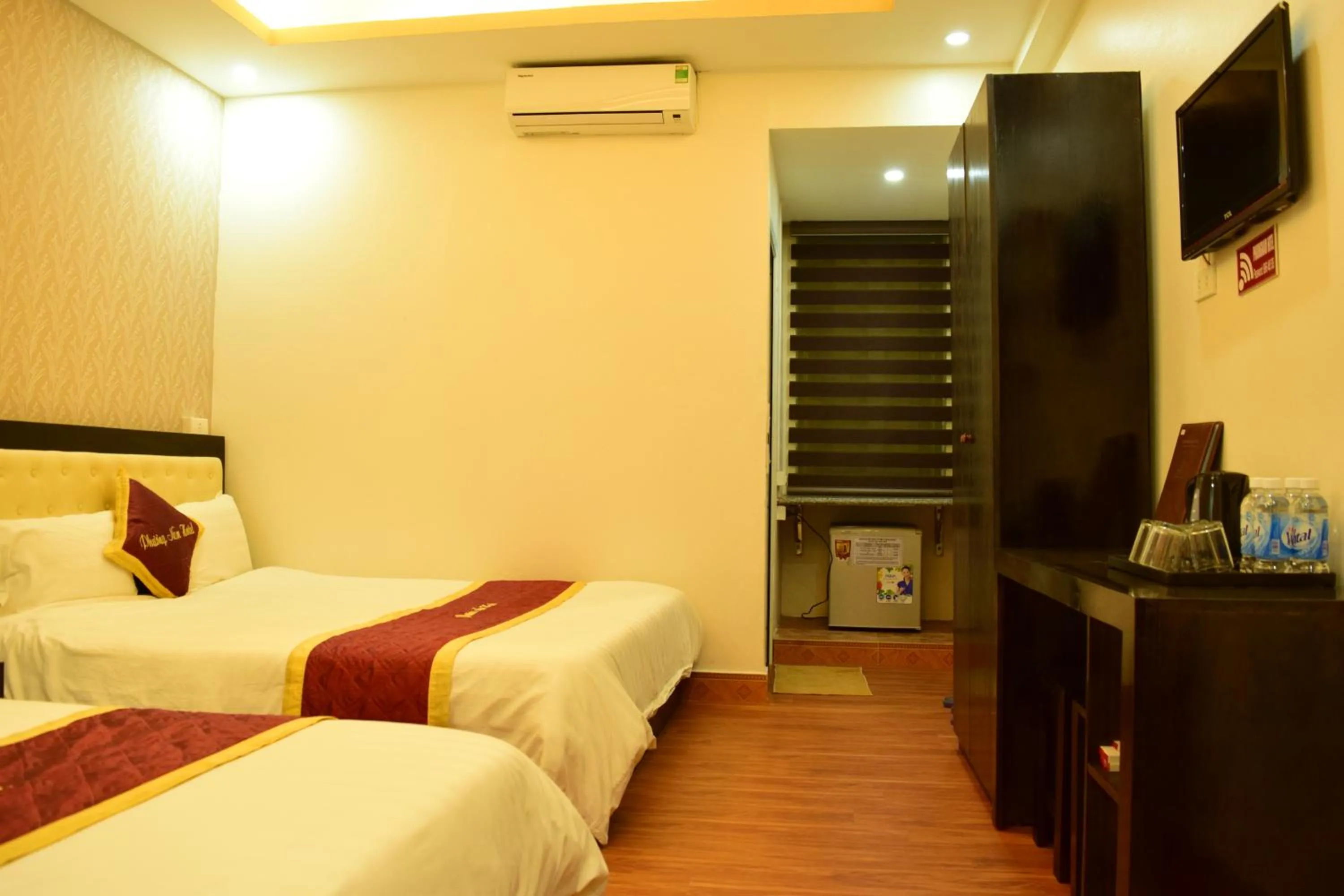 Bed in Phuong Nam Hotel