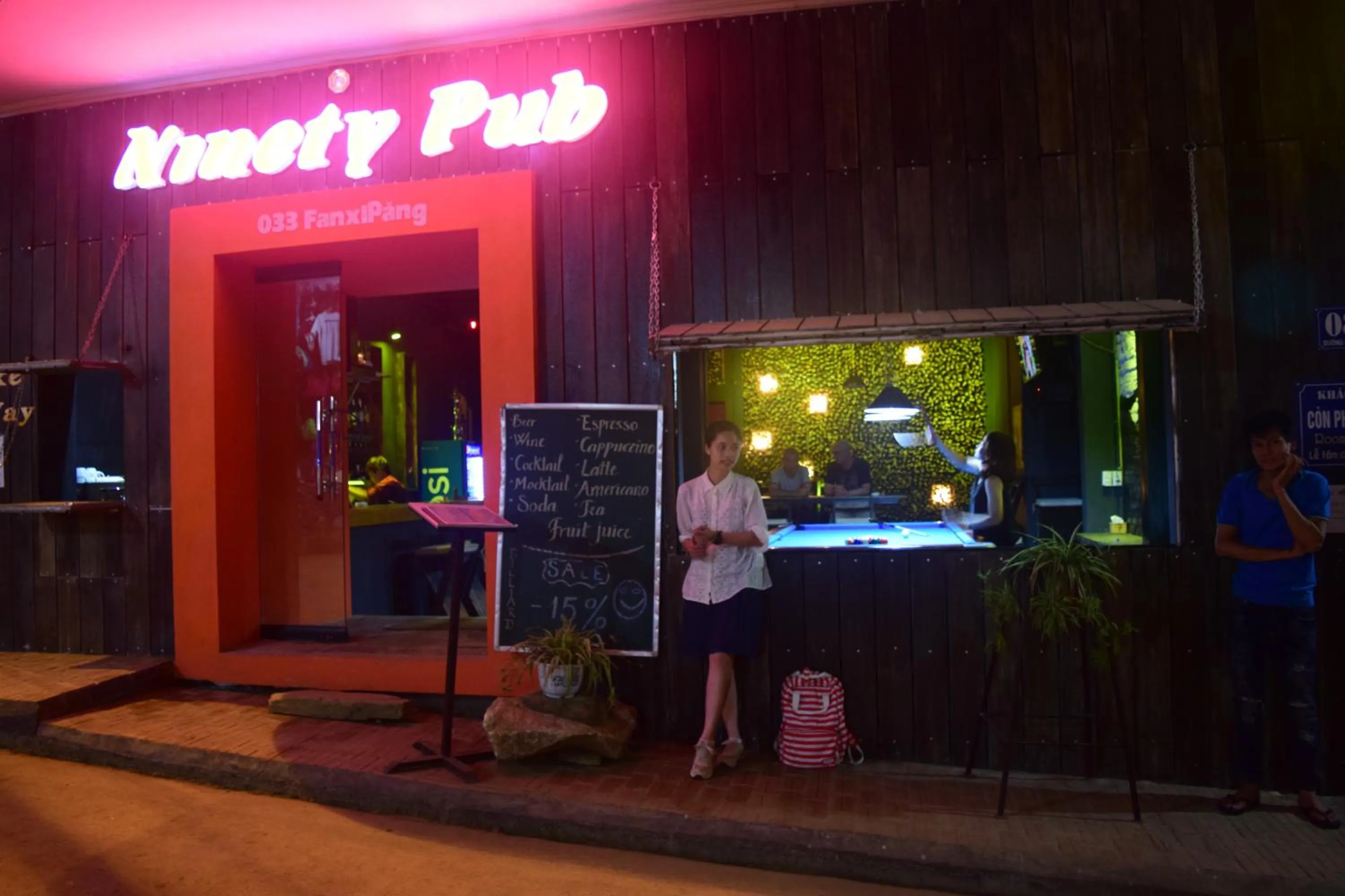Billiard in Phuong Nam Hotel